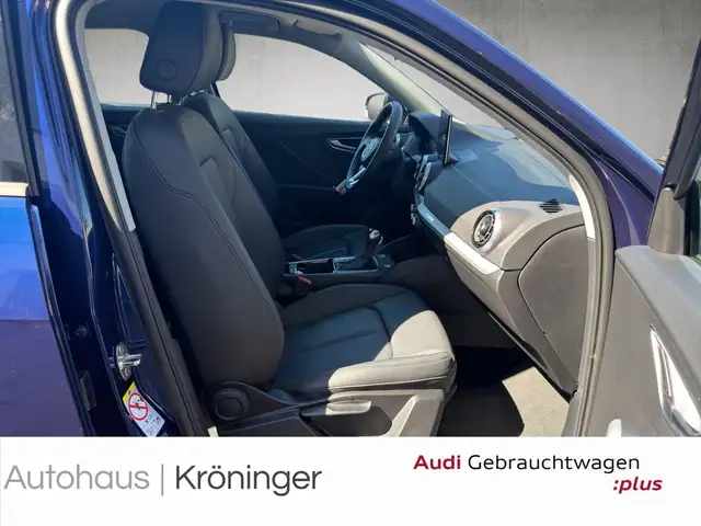 Audi Q2 view 9