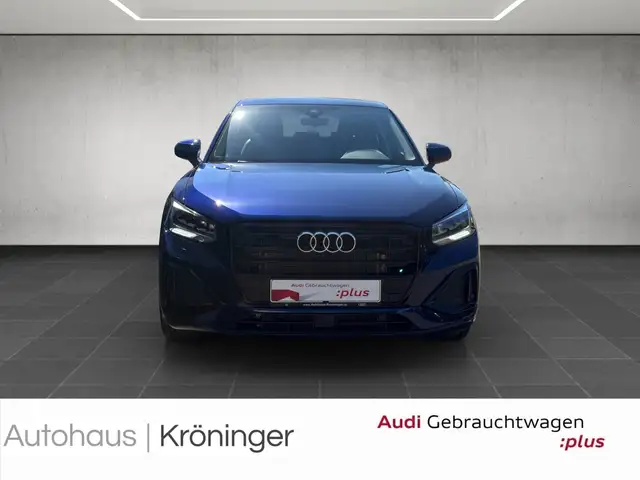 Audi Q2 view 5