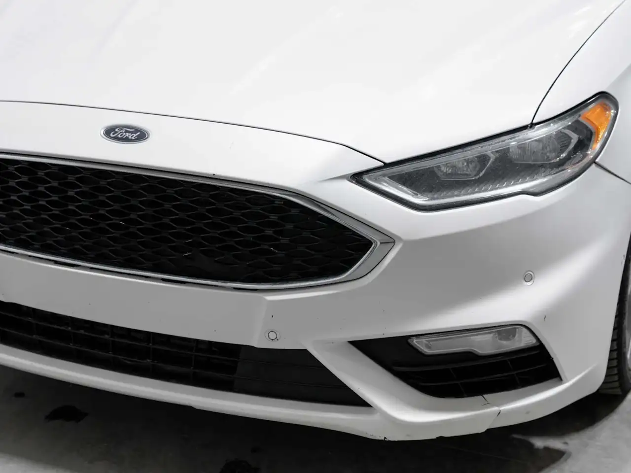 Ford Fusion снимка Ford Fusion