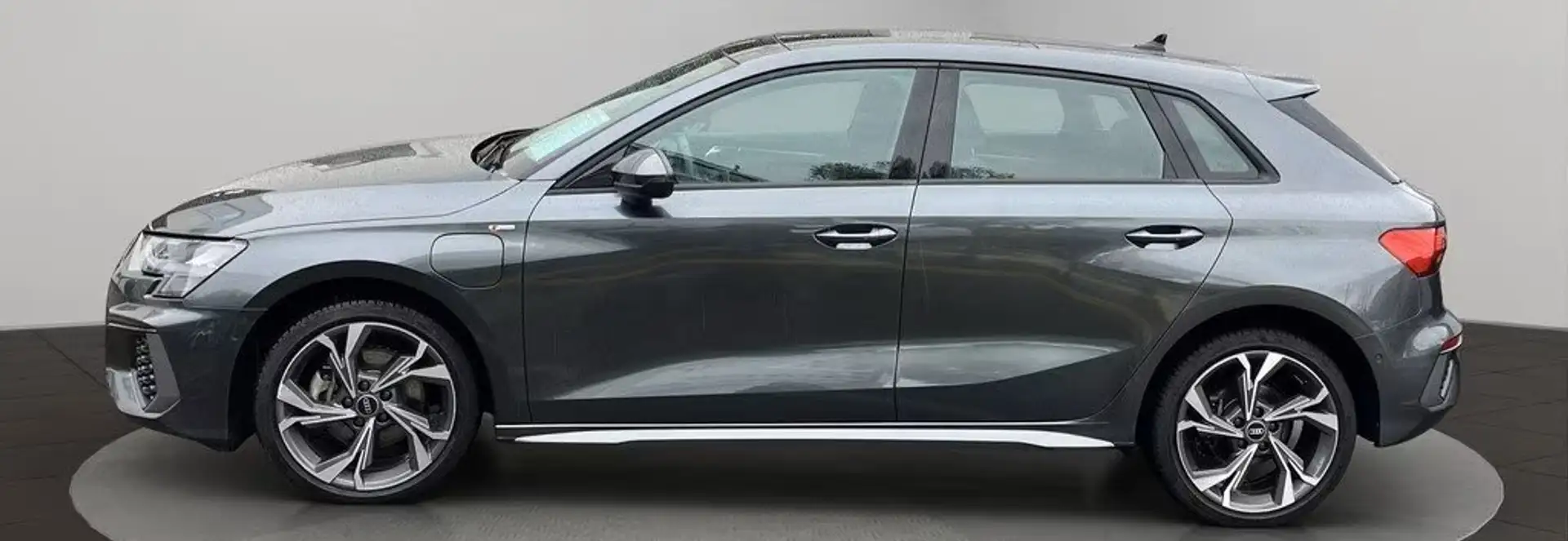 Audi A3 Spck 40 1.4 tfsi e Sline S-tronic tetto 204cv 2022 Grigio - 2