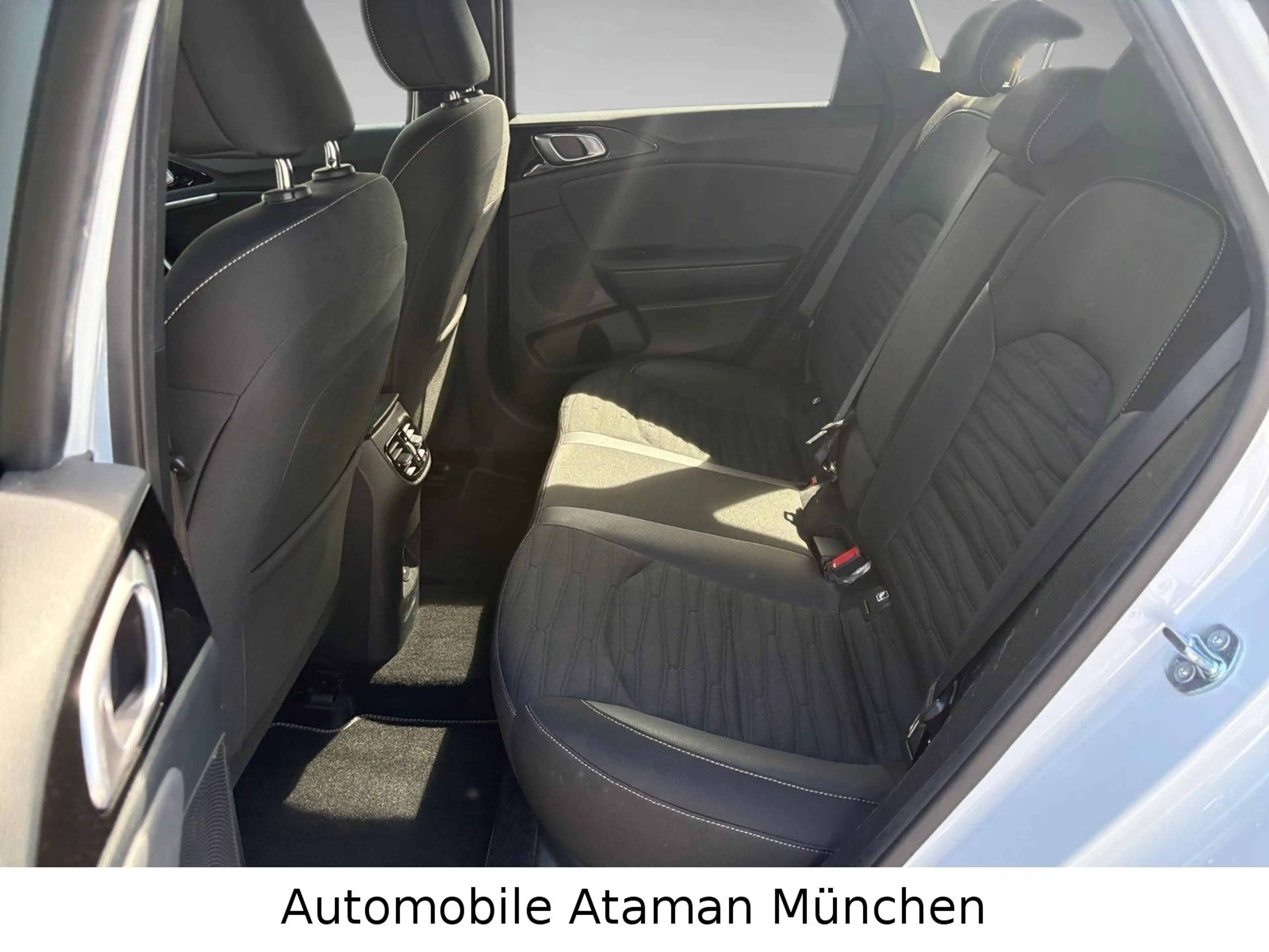 Kia Ceed SW / cee'd SW Ceed 1.6 Sportsw. *GT Line* Autom, Navi, LED — photo 14
