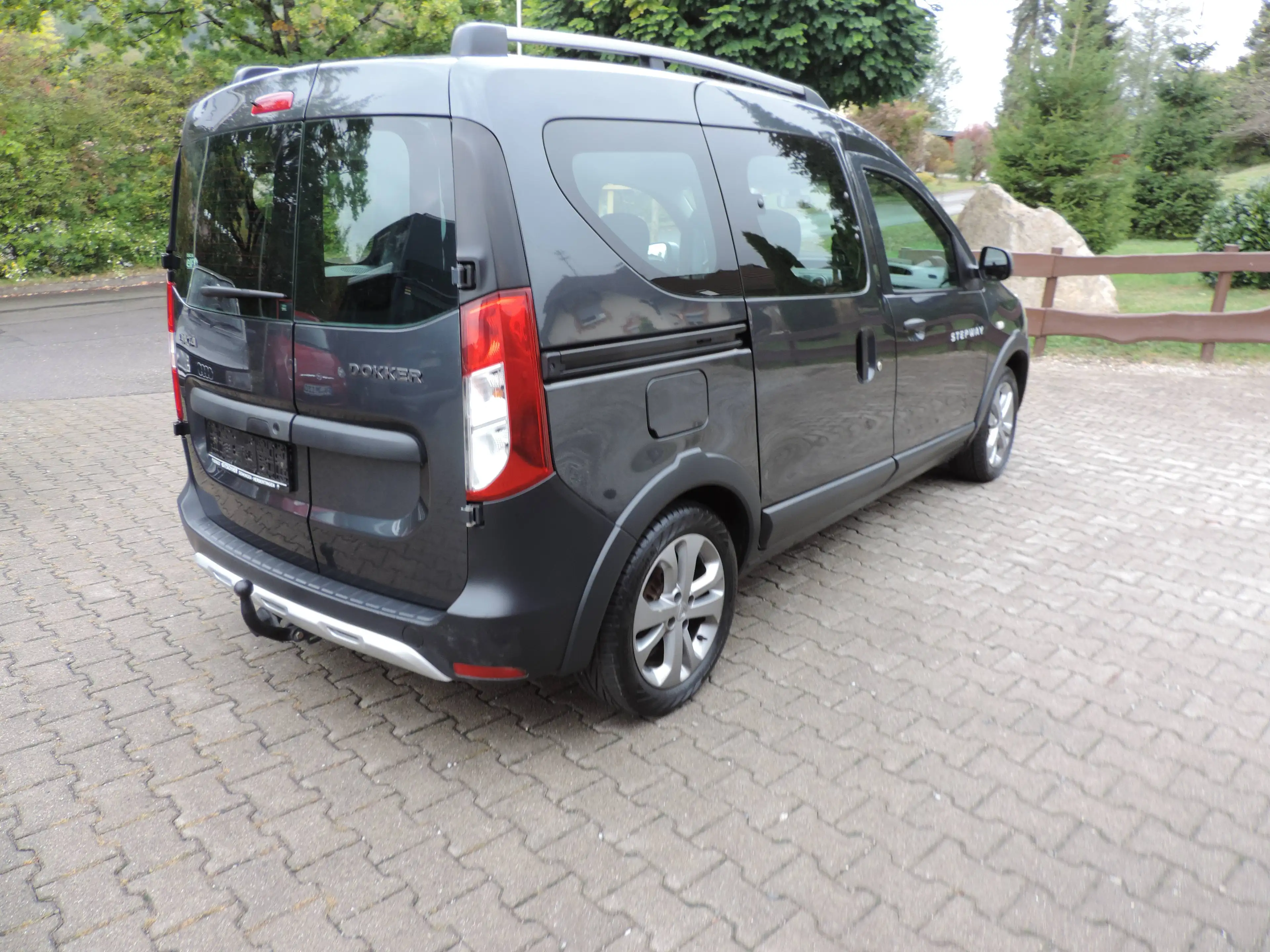 Dacia Dokker Stepway Klima AHK 1 Hd. — photo 6