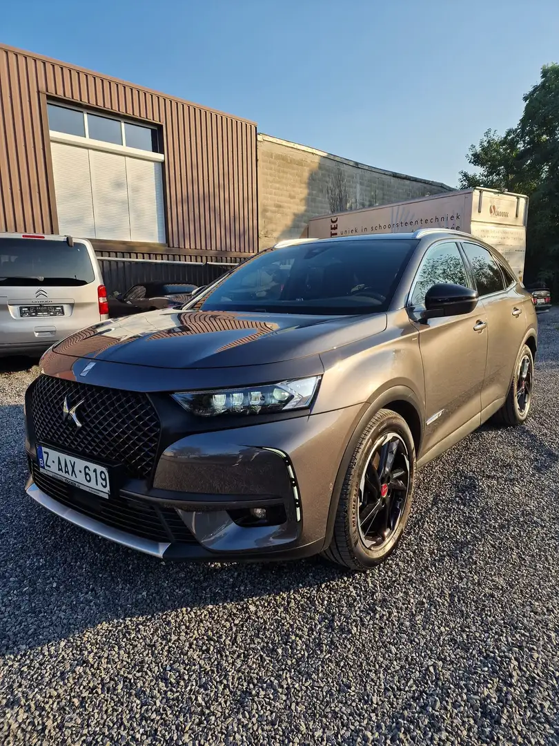 DS Automobiles DS 7 Crossback 1.6 E-TENSE 4x4 PHEV Performance Line // Hybride Gris - 1