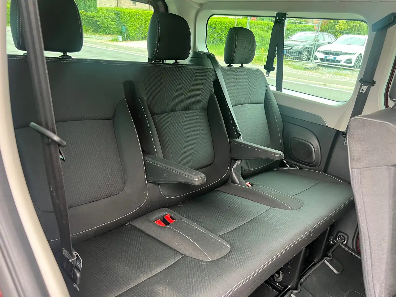 Renault Trafic Grand Spaceclass 2.0 Blue dCi 170cv AUTOMATIQUE 9 PLACES GPS CAMÉRA CRÉDIT 100% GARANTIE, миниатюра 15