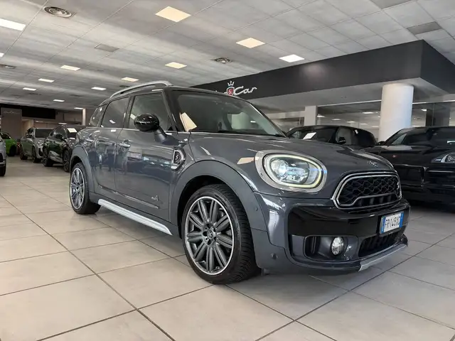 MINI Cooper SD Countryman Hype all4 auto ++ TETTO APRIBILE / 19 "/AMBIENT LIGHT/TELECAMERA