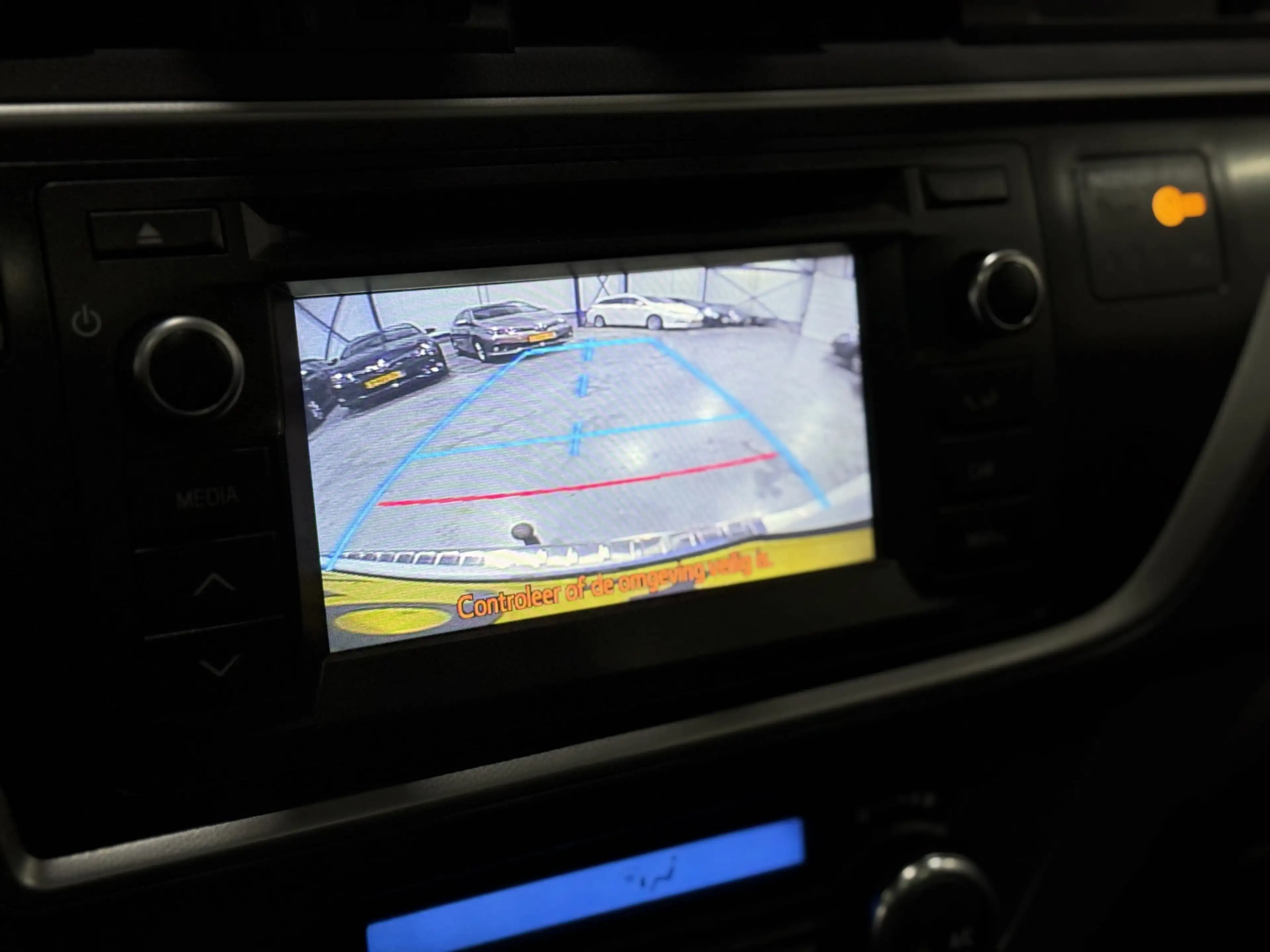 Toyota Auris Touring Sports 1.8 Hybrid Lease+ Cruise Clima Pano — photo 15