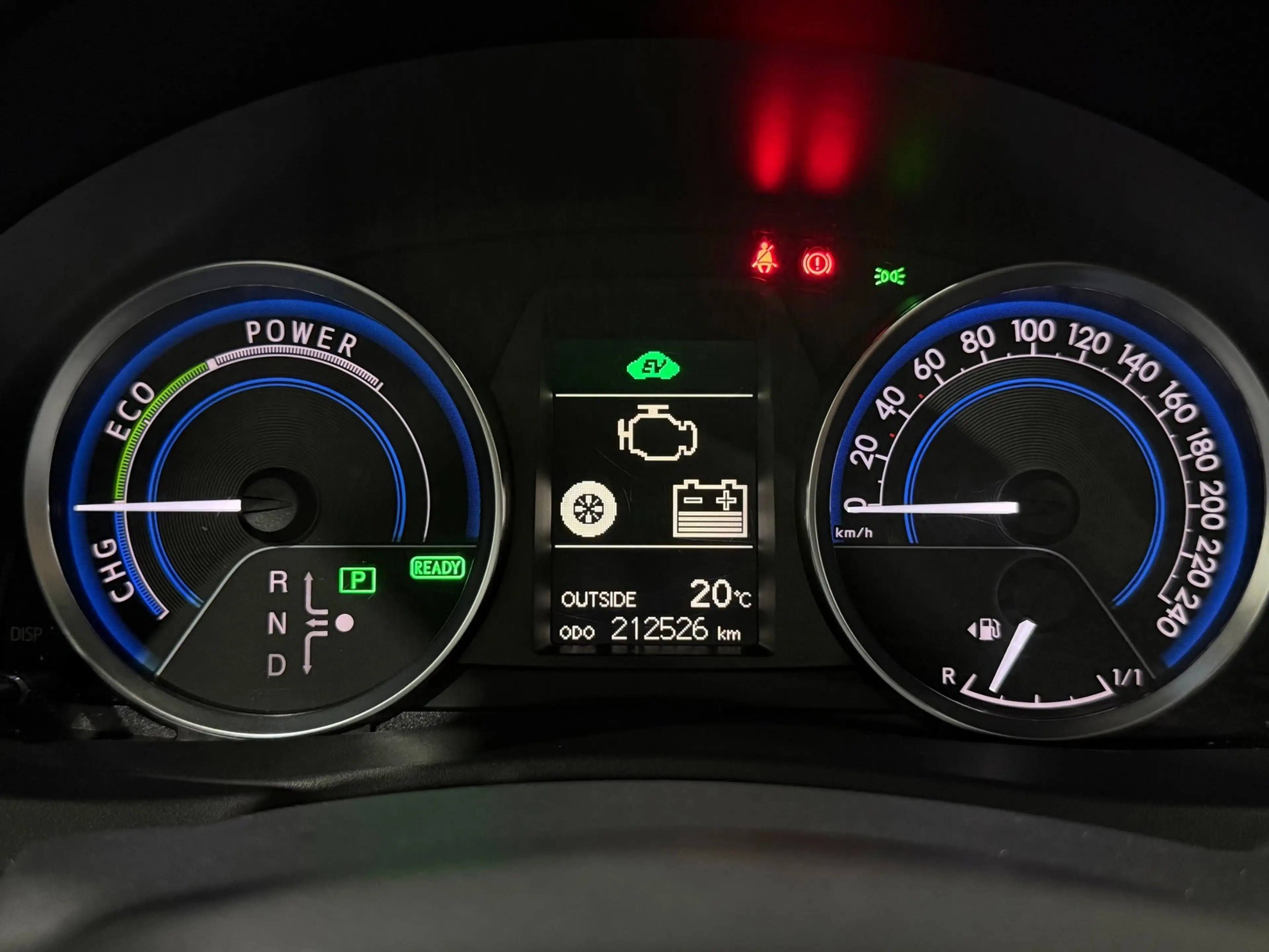 Toyota Auris Touring Sports 1.8 Hybrid Lease+ Cruise Clima Pano — photo 13