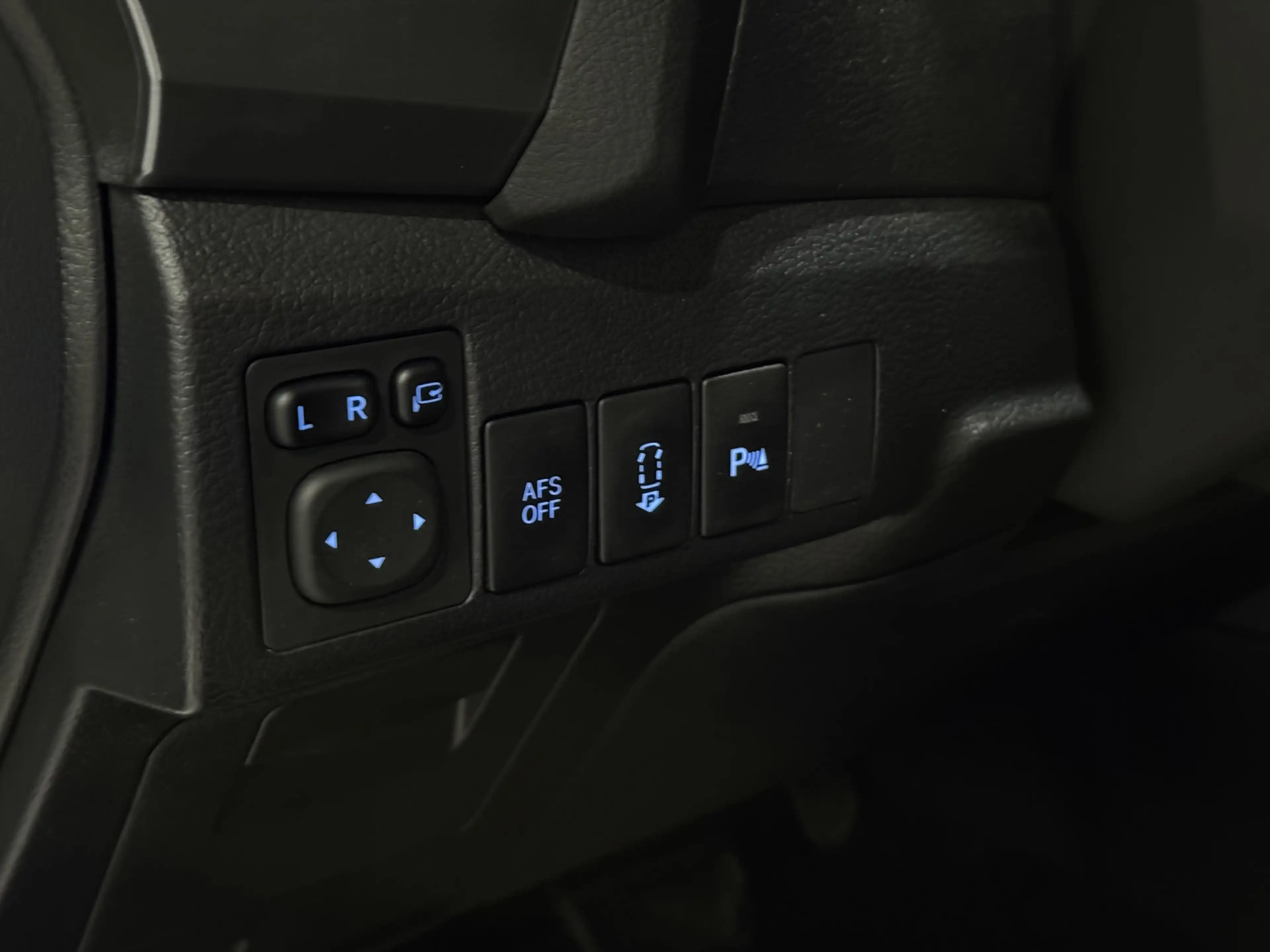 Toyota Auris Touring Sports 1.8 Hybrid Lease+ Cruise Clima Pano — photo 10