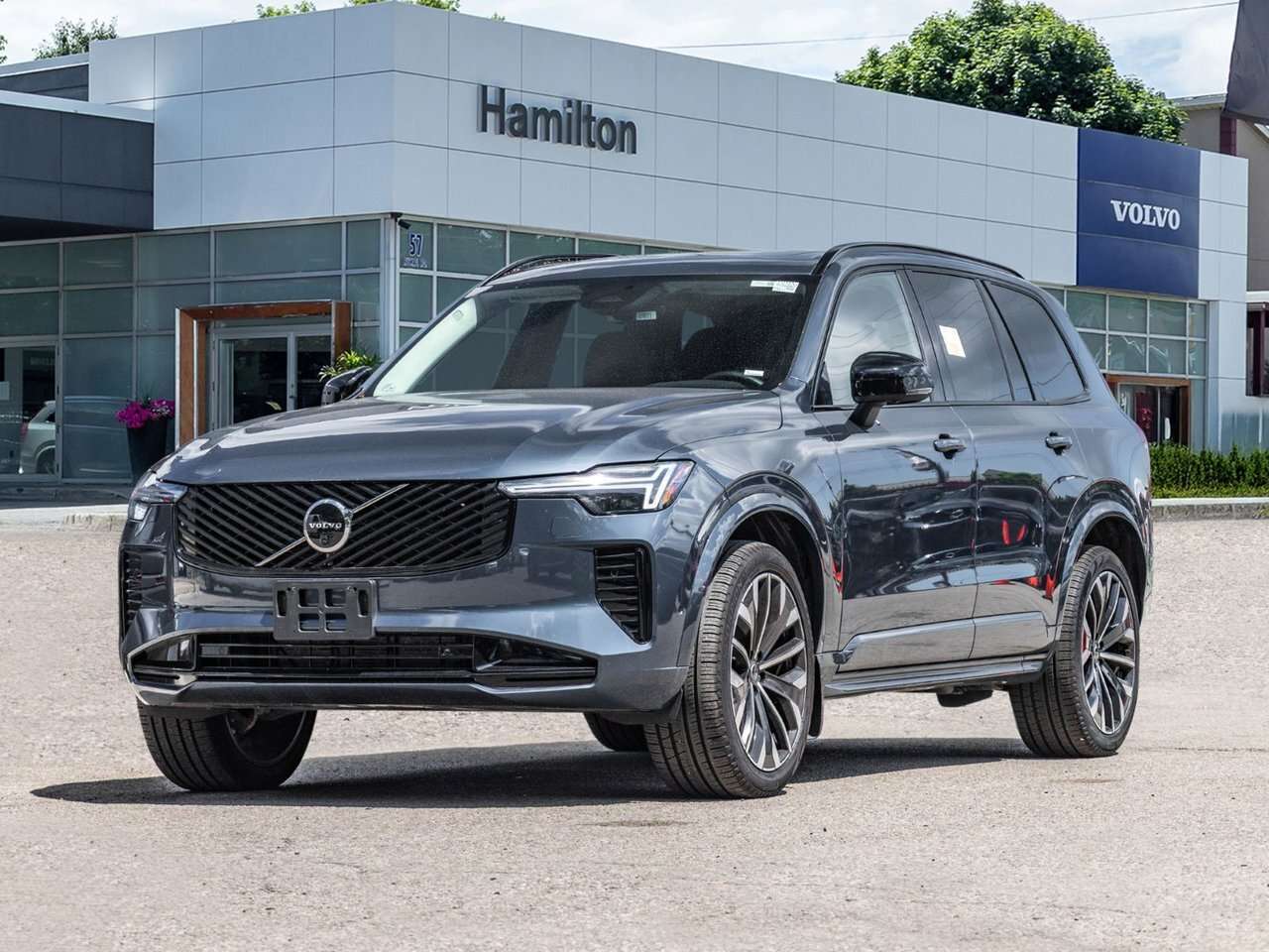 2026 Volvo XC90 Plus Dark Theme