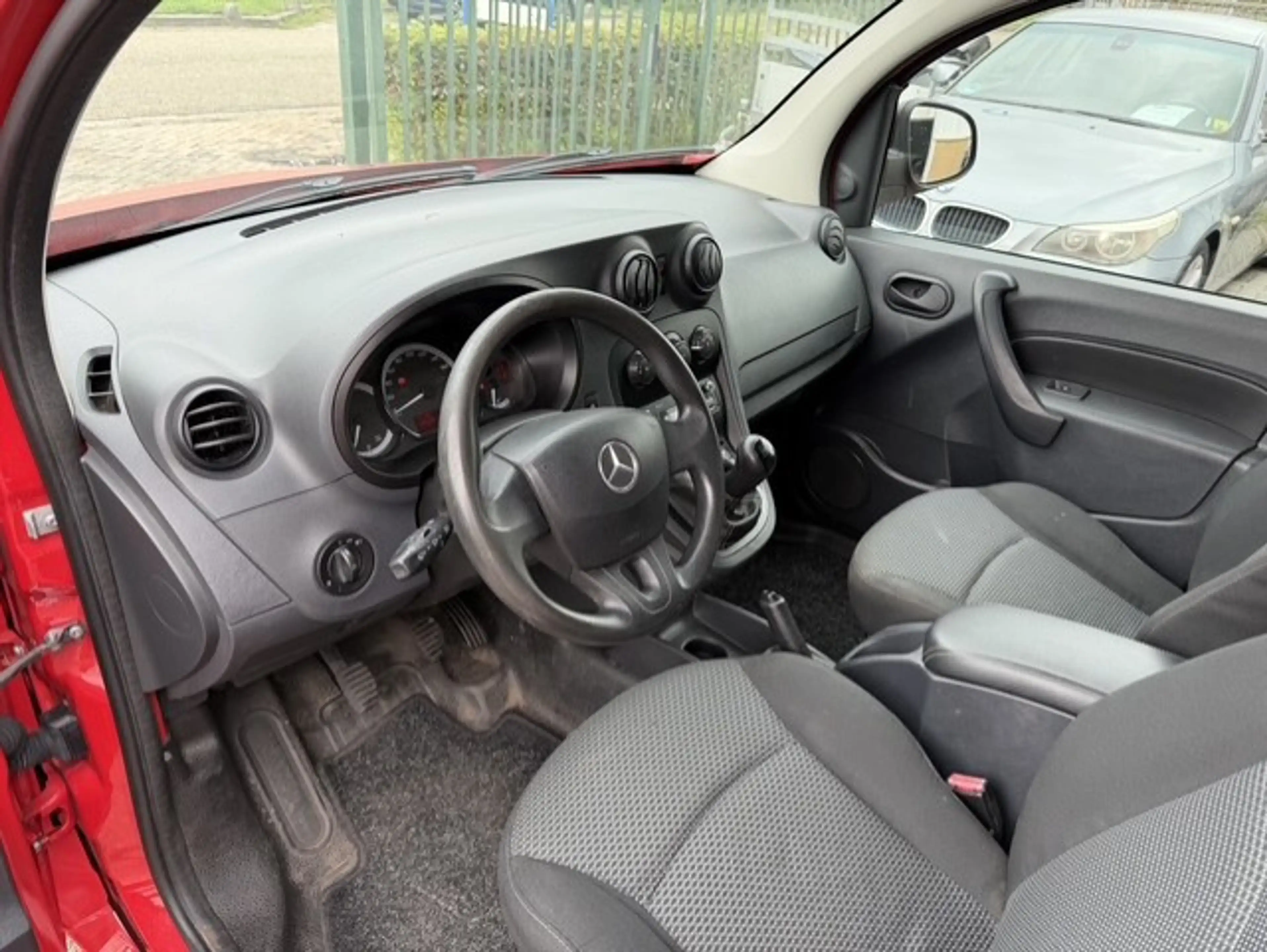 Mercedes-Benz Citan 108 CDI BlueEFFICIENCY AIRCO APK T/M 17-5-2027 — photo 4