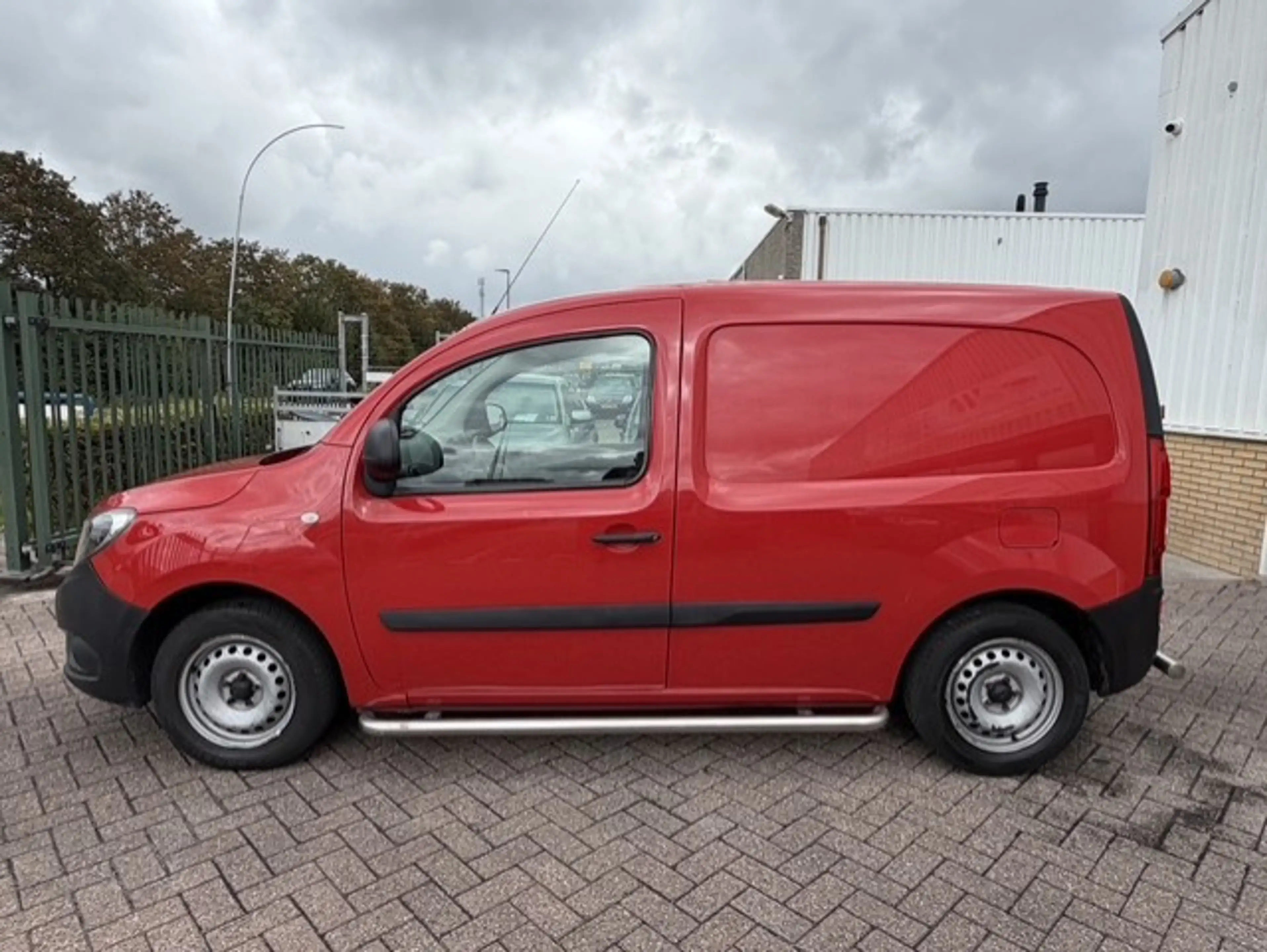 Mercedes-Benz Citan 108 CDI BlueEFFICIENCY AIRCO APK T/M 17-5-2027 — photo 2