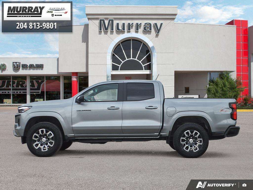 2023 Chevrolet Colorado 4WD Crew Cab Z71 — снимка 1