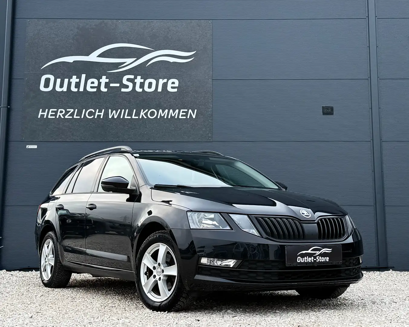 Skoda Octavia Ambition*1.Besitz*SHZ*Smartlink*Pickerl NEU*TOP* Schwarz - 1