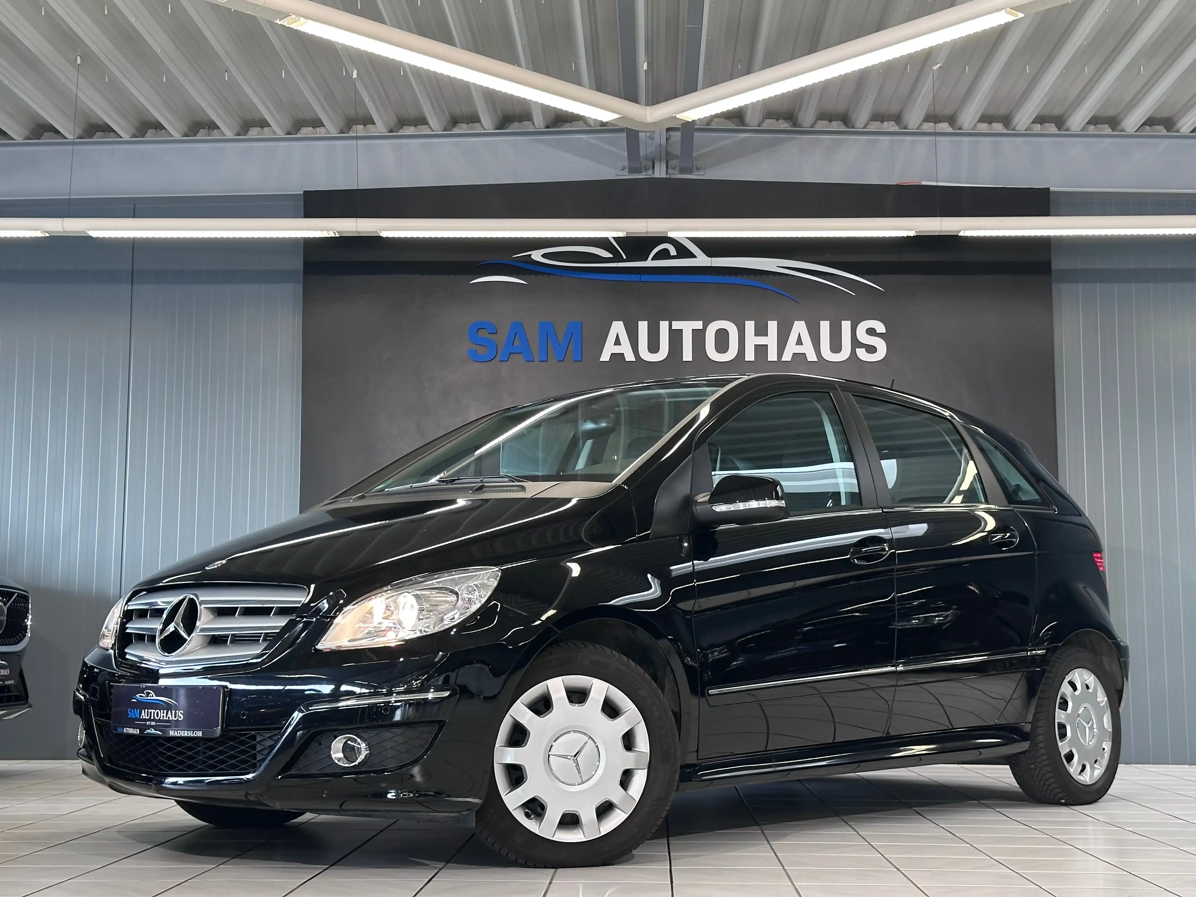 Mercedes-Benz B 200 B200 Automatik/1.Hand/MB-SCHECKHEFT/KLIMA/SHZ/