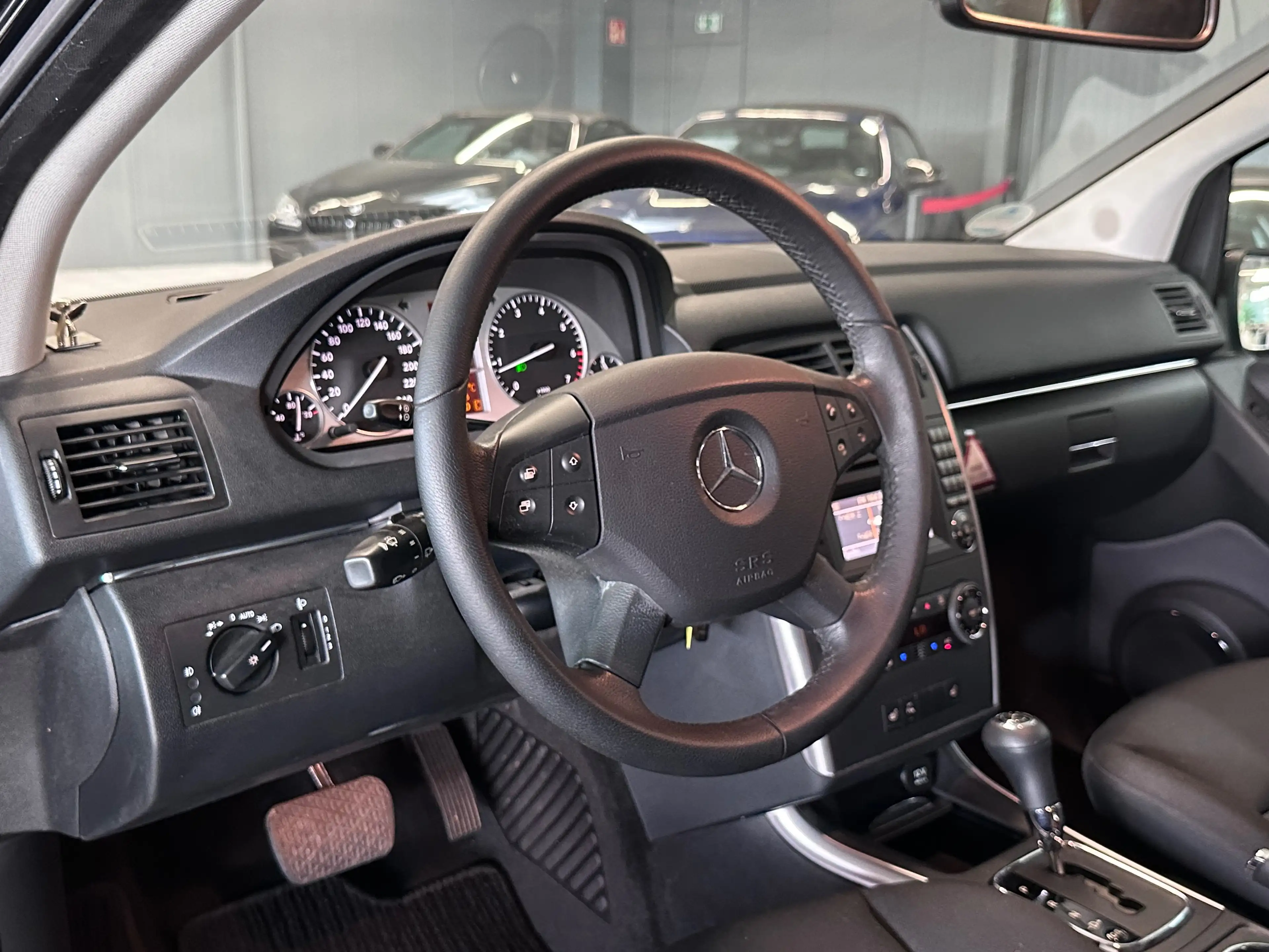 Mercedes-Benz B 200 B200 Automatik/1.Hand/MB-SCHECKHEFT/KLIMA/SHZ/ — photo 10