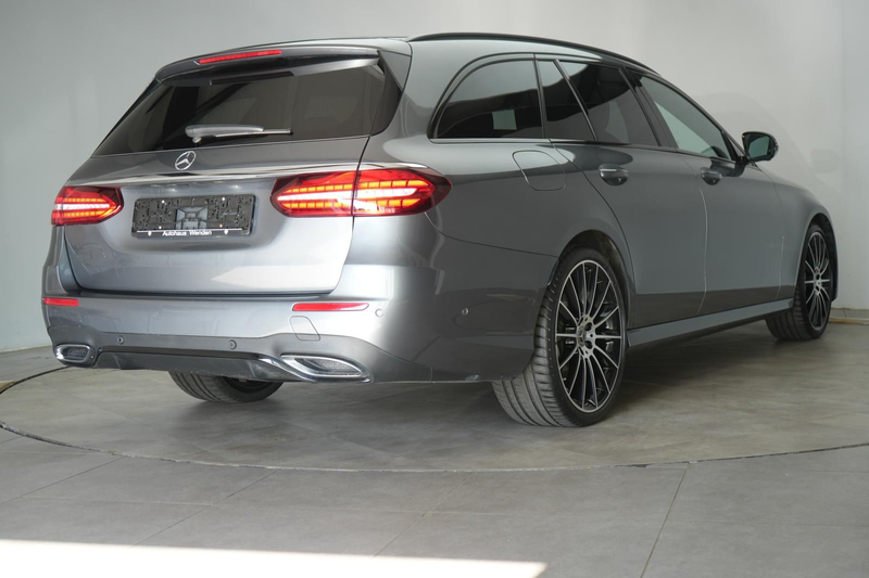 Mercedes-Benz E 400 d 4Matic T 9G-Tronic AMG Line Leder/Burmes — photo 4