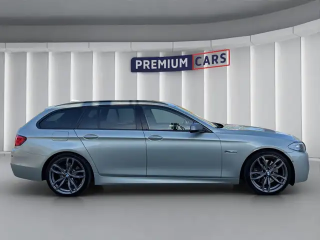 BMW 5 Series view 6