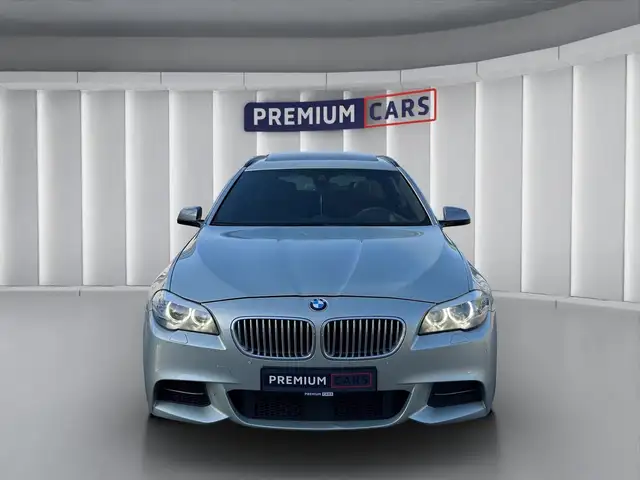 BMW 5 Series view 8