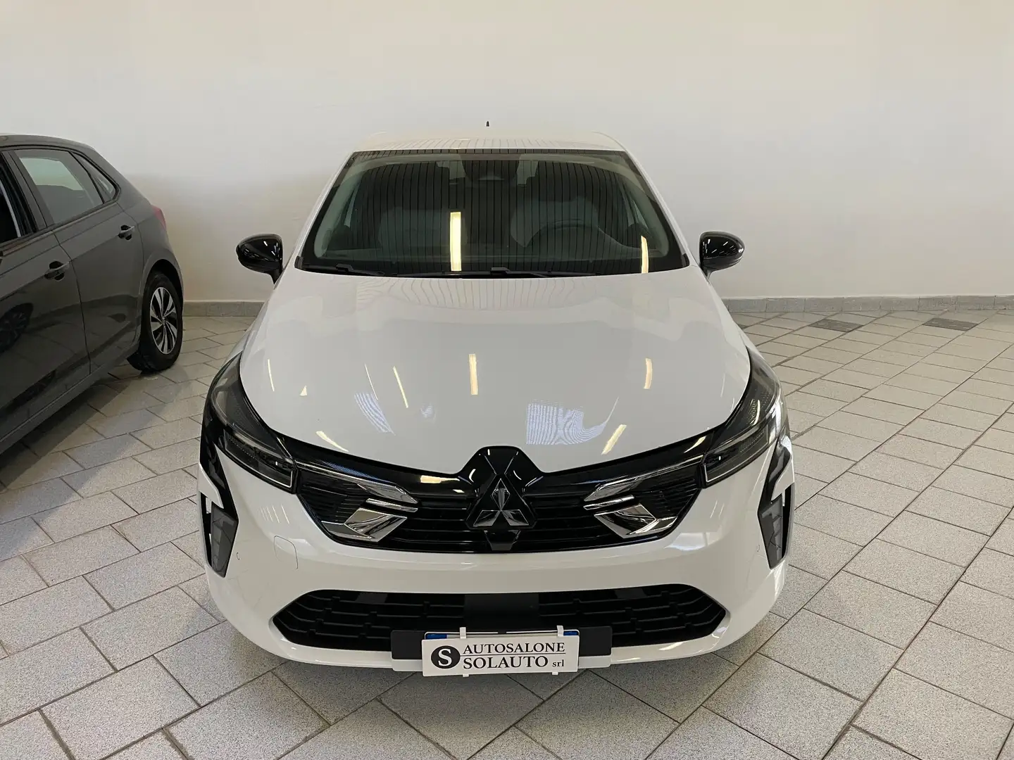 Mitsubishi Colt Colt 1.0L turbo 90 CV Invite Weiß - 2