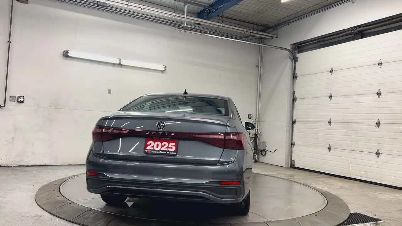 Volkswagen Jetta снимка Volkswagen Jetta