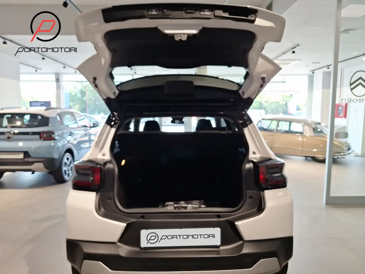 Citroen C3 1.2 Hybrid Plus, миниатюра 17