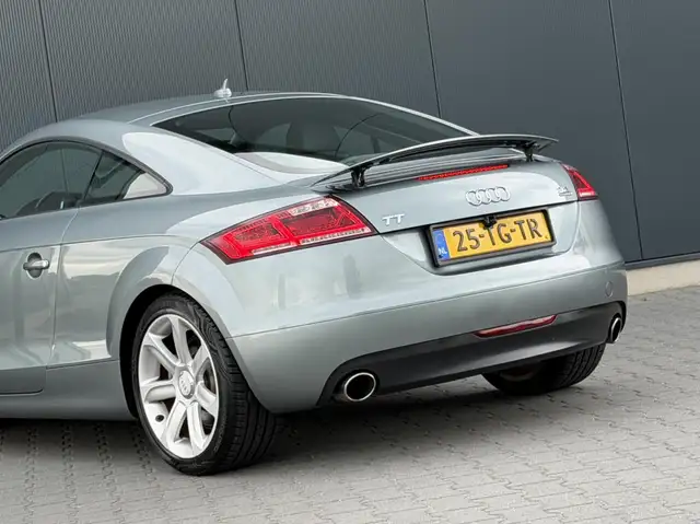 Audi TT view 13