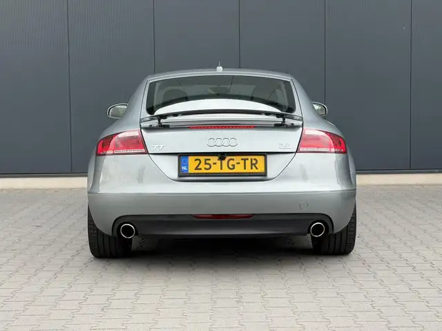 Audi TT view 8