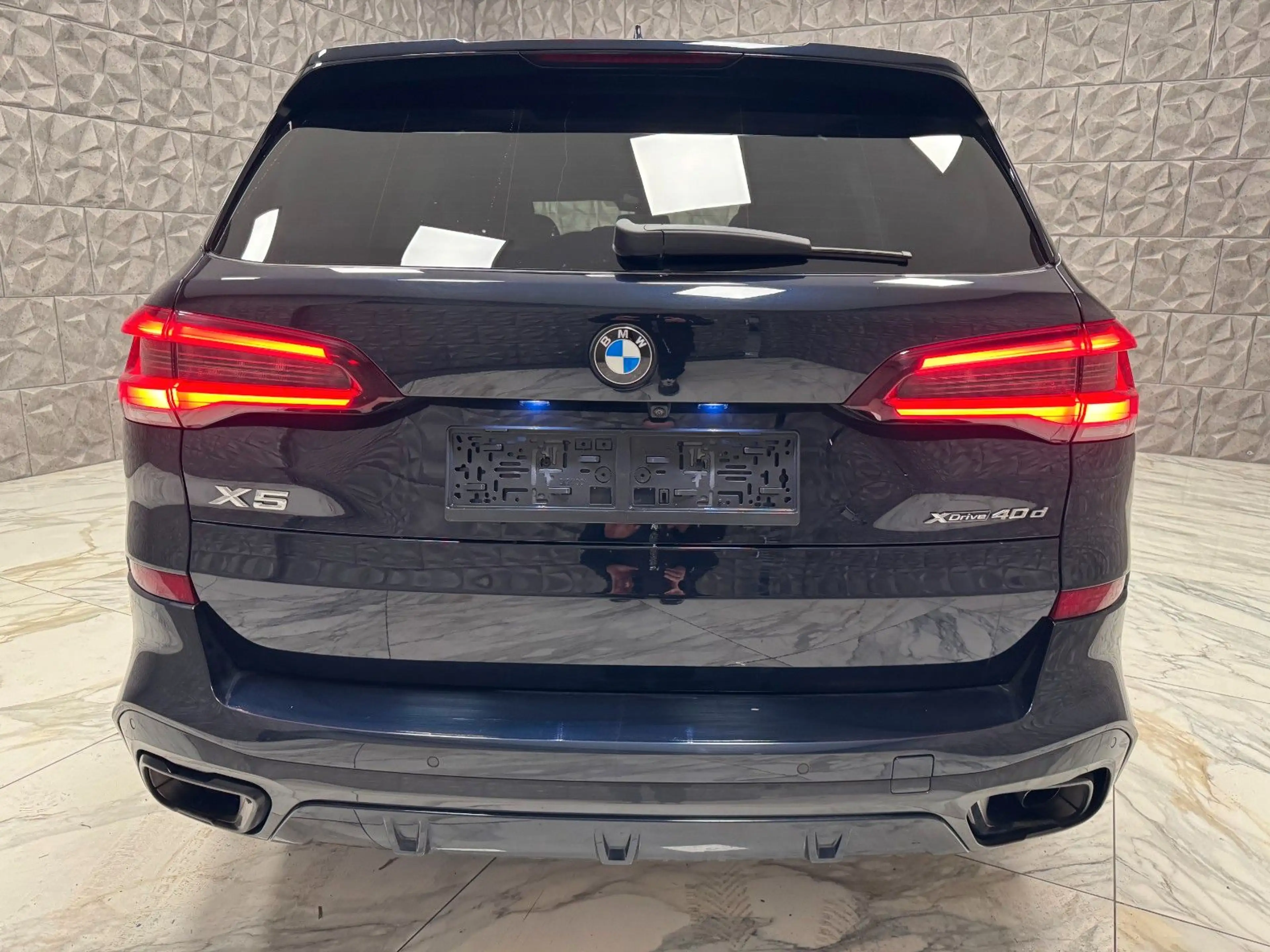 BMW X5 xDrive 40 d M Sport-Individual * 7-Sitze * — photo 6