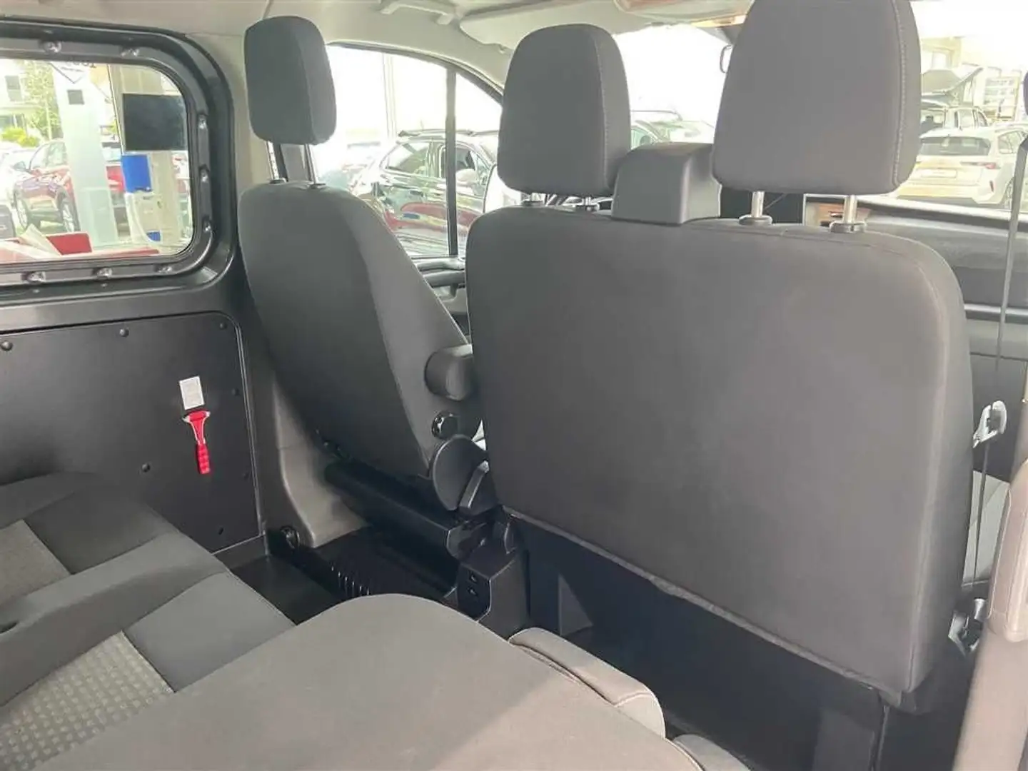 Ford Transit Custom 320 2.0 TDCi 130 PL Combi Grigio - 2