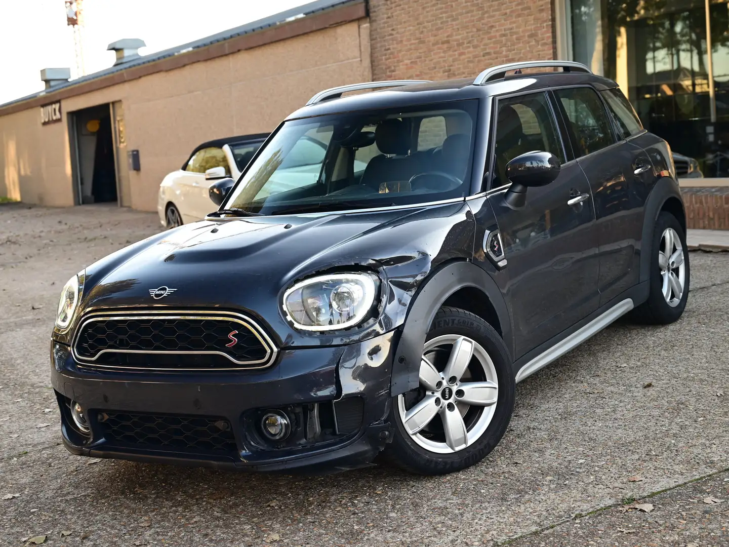 MINI Cooper S Countryman AUT / ACCIDENT CAR / DAMAGE / SCHADEVOERTUIG / LED Gris - 1