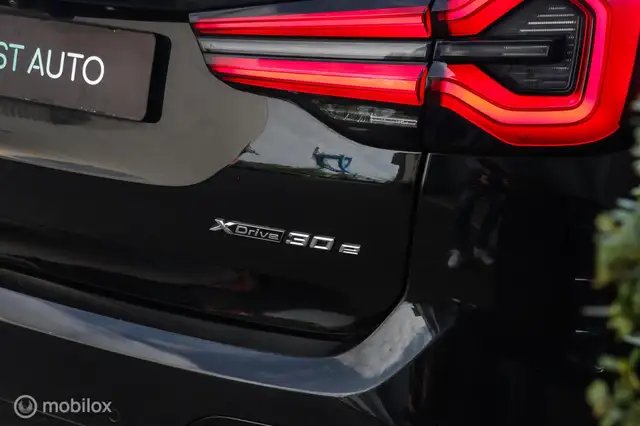 BMW X3 view 27