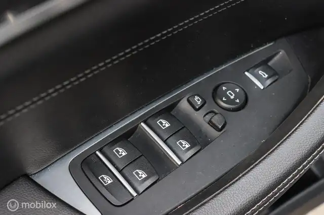 BMW X3 view 22