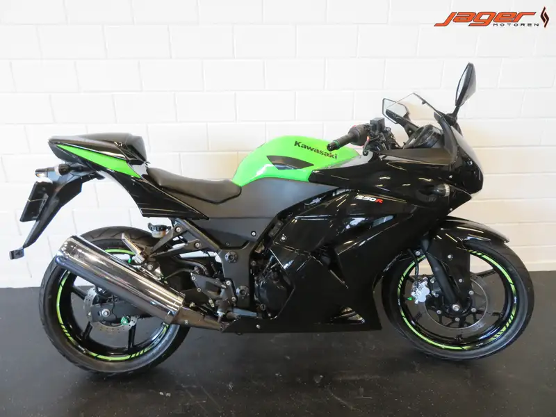 Kawasaki Ninja 250 R
