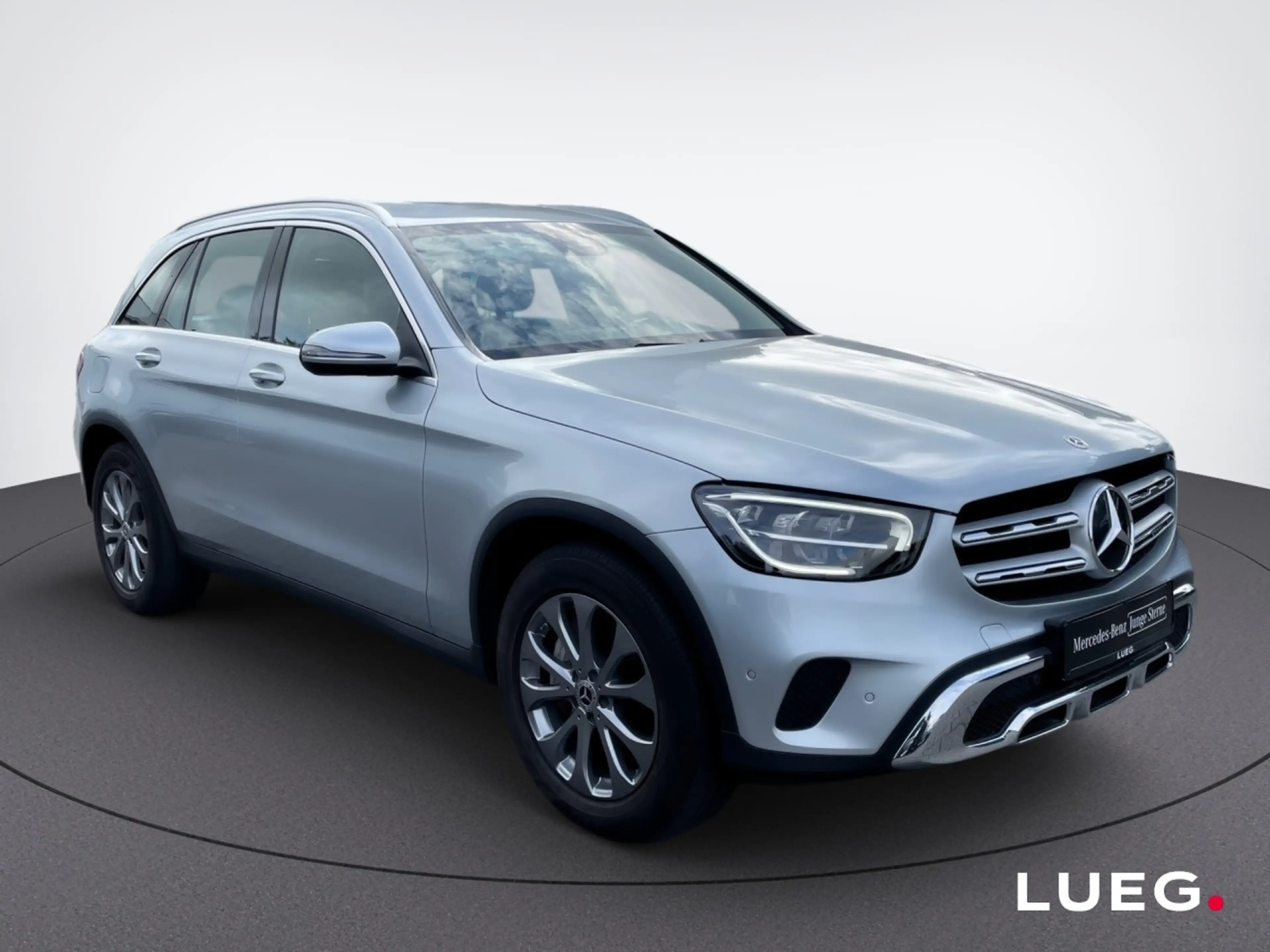 Mercedes-Benz GLC 400 d 4M AHK+AIRMATIC+LED+DISTRONIC — photo 6