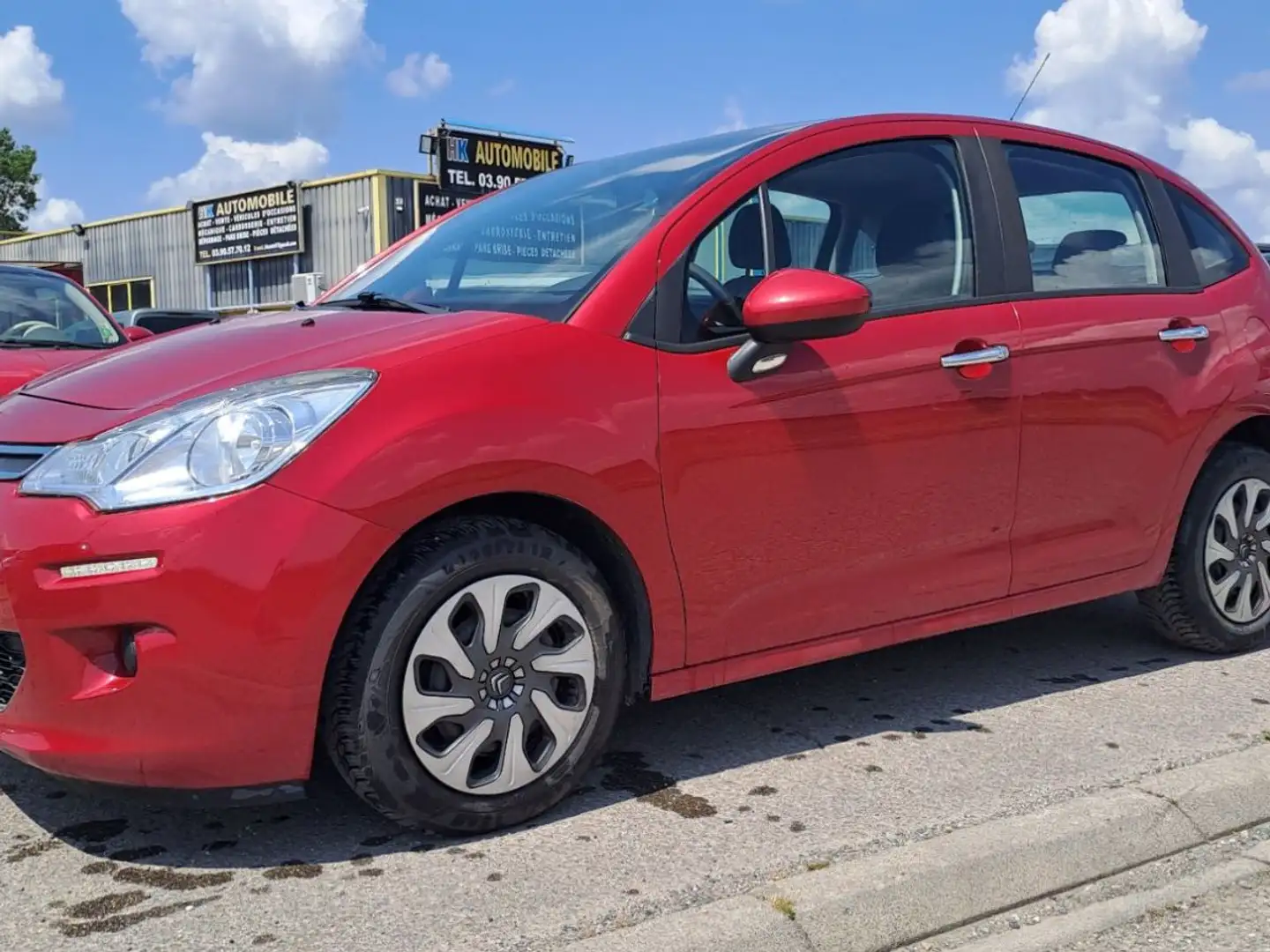 Citroen C3 II 1.2 VTi 82 cv Rouge - 1