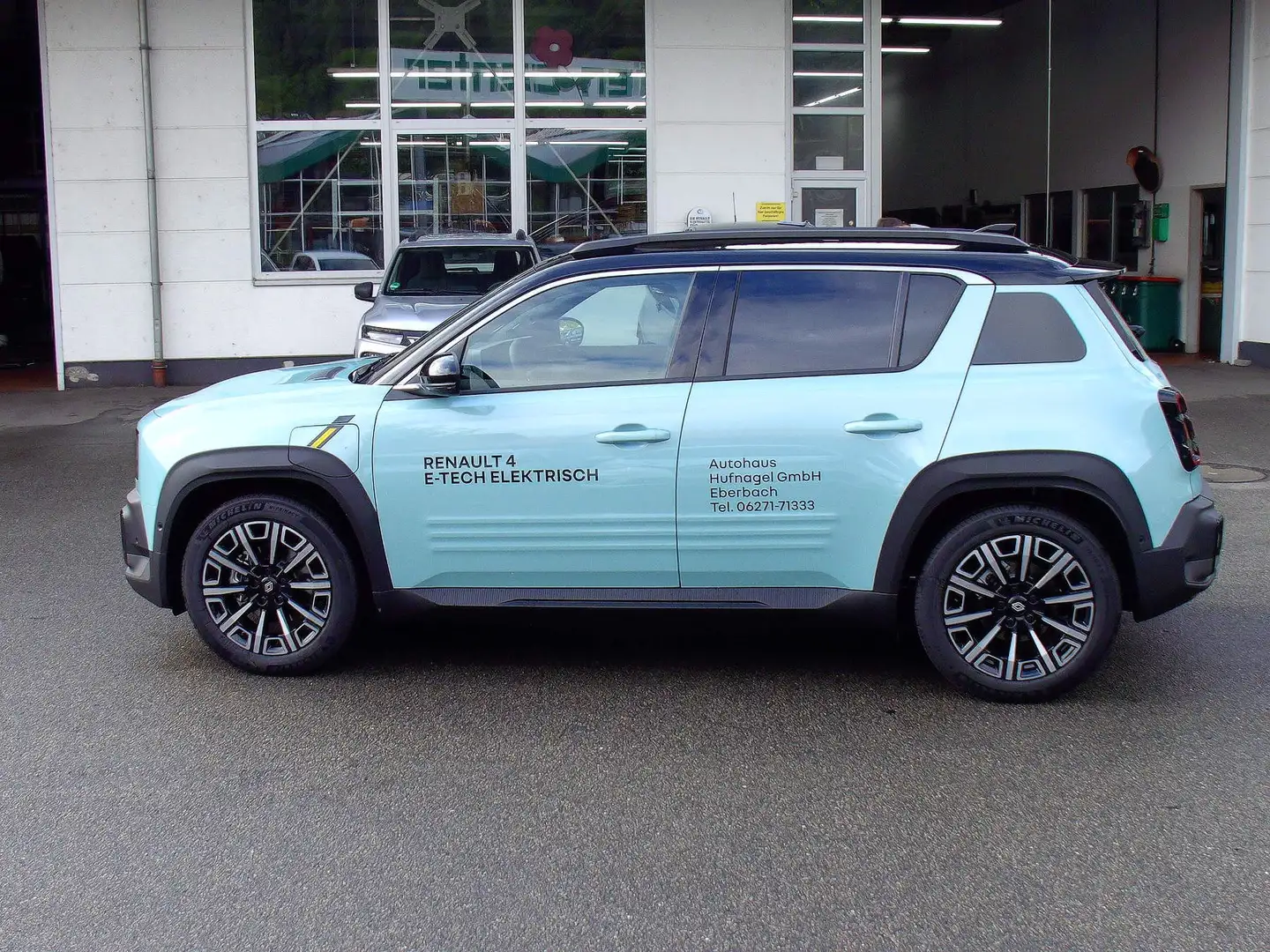 Renault R 4 E-Tech elektrisch Iconic  150 Comfort Range Grün - 2