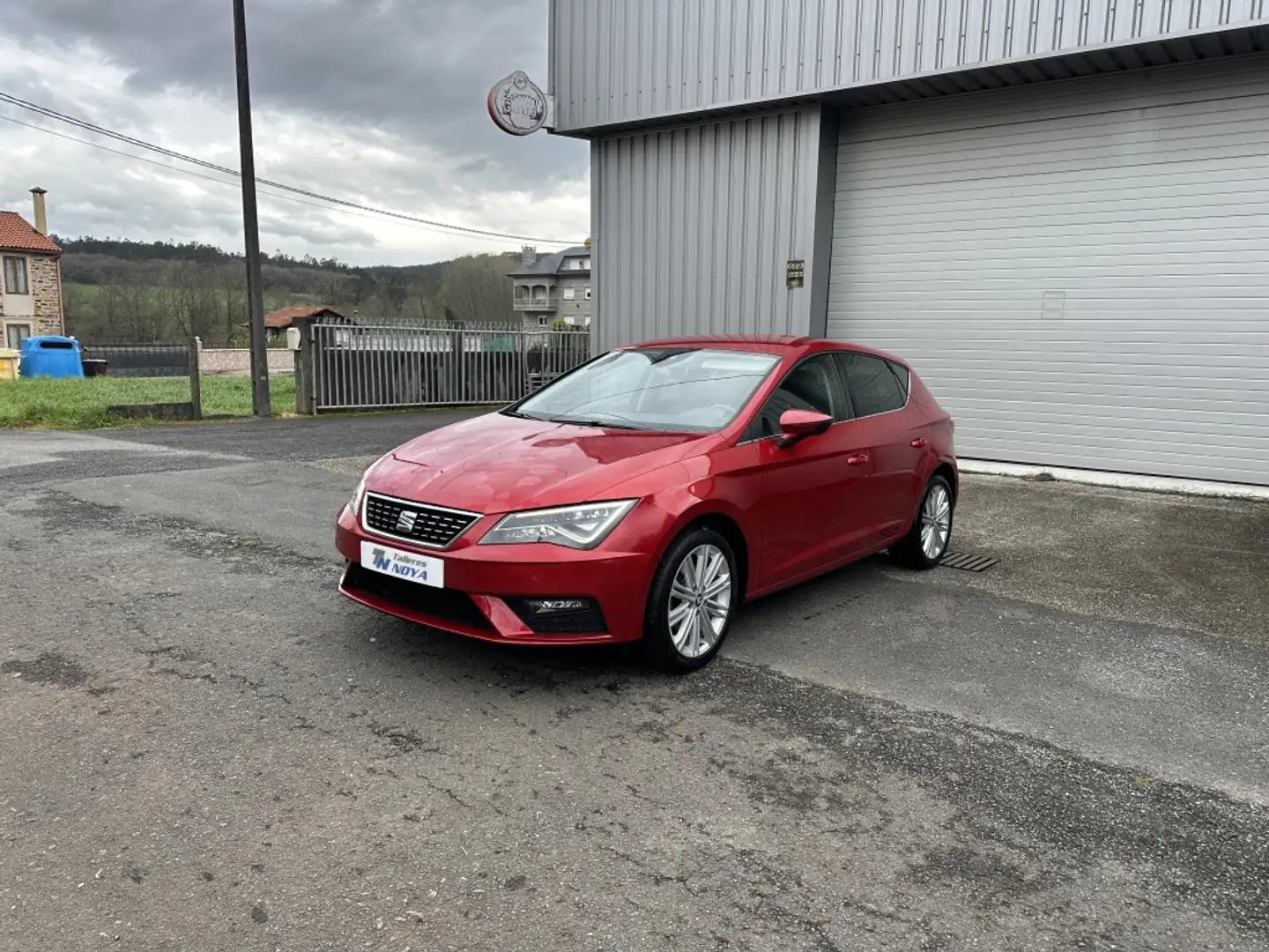 SEAT Leon 2.0TDI CR S&S Xcellence 150 Rouge - 1