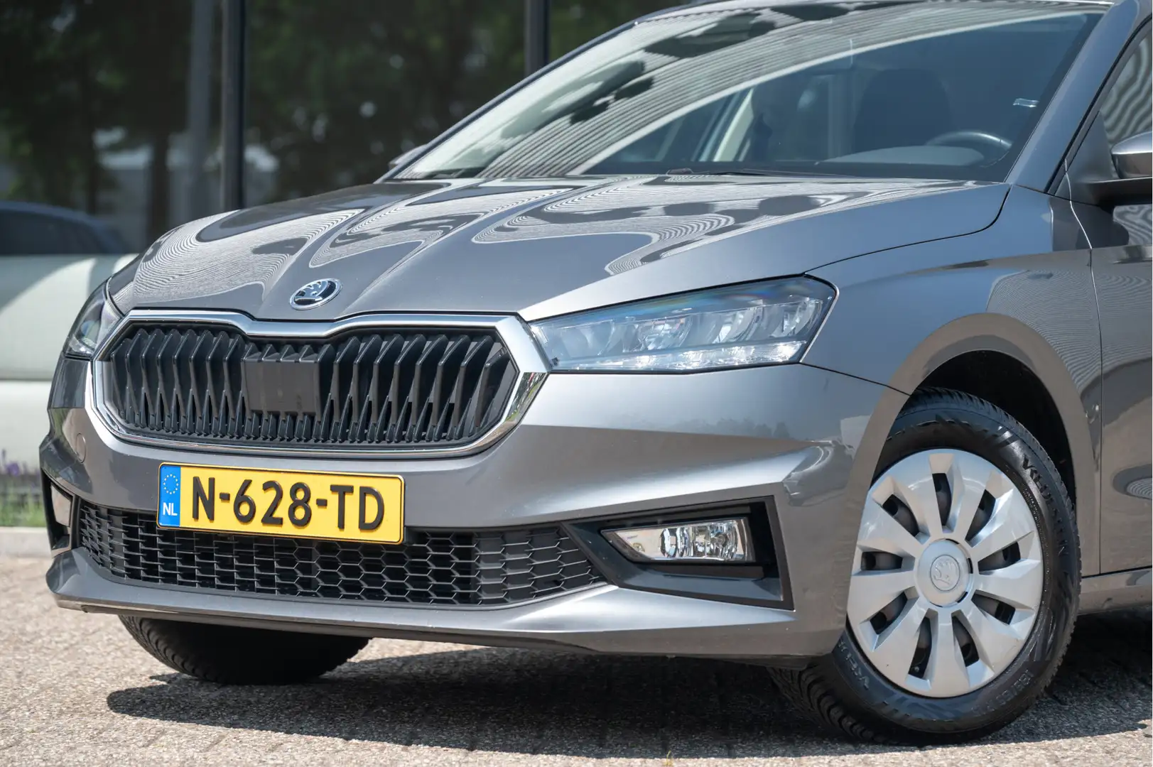 Skoda Fabia 1.0 TSI Ambition | Navi by App | Stoelverw. | Crui Grigio - 2