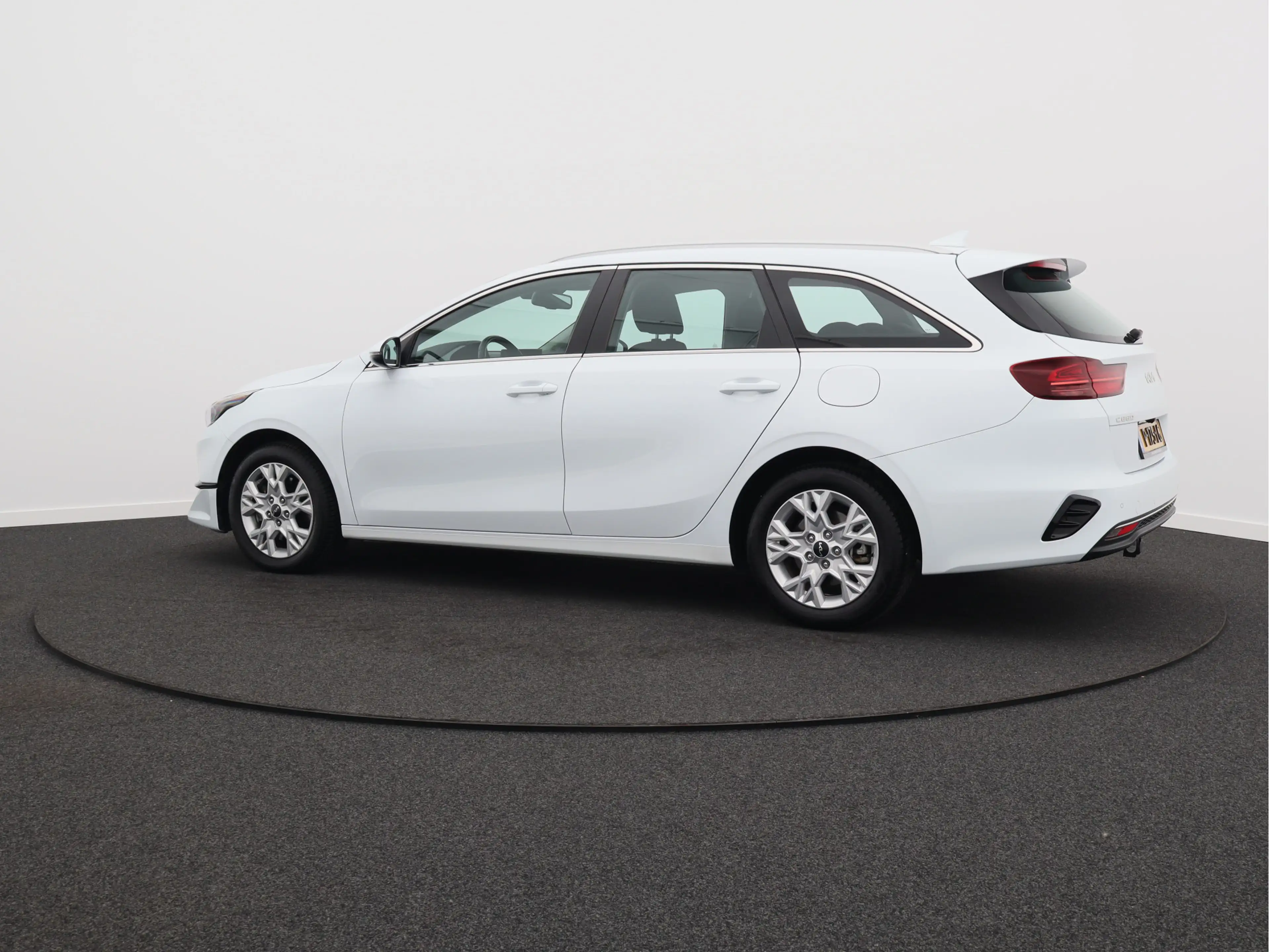 Kia Ceed SW / cee'd SW Sportswagon 1.0 T-GDi DynamicLine/ lage km/ trekha — photo 12