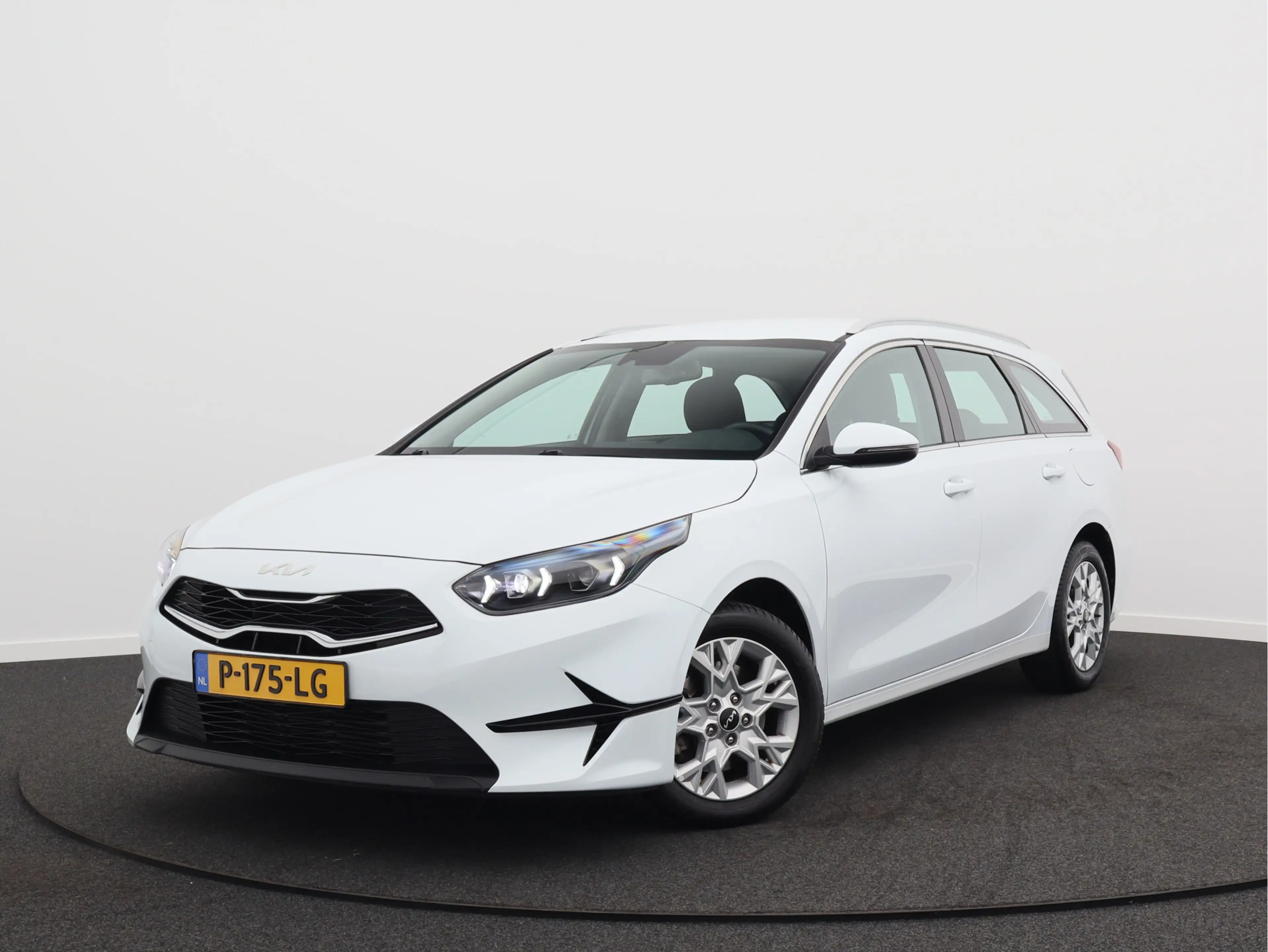 Kia Ceed SW / cee'd SW Sportswagon 1.0 T-GDi DynamicLine/ lage km/ trekha — photo 4