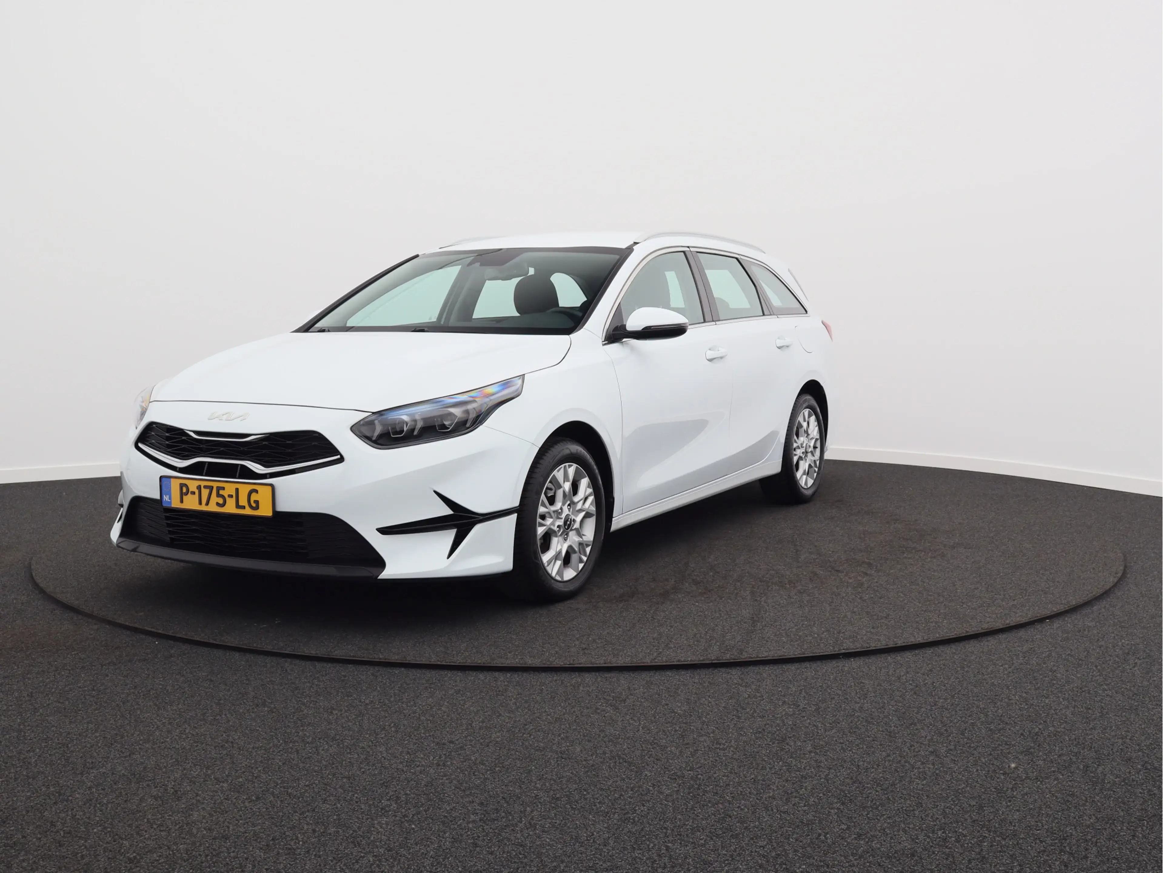 Kia Ceed SW / cee'd SW Sportswagon 1.0 T-GDi DynamicLine/ lage km/ trekha — photo 6