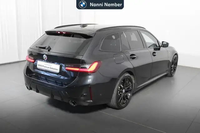 BMW 3 Series view 3