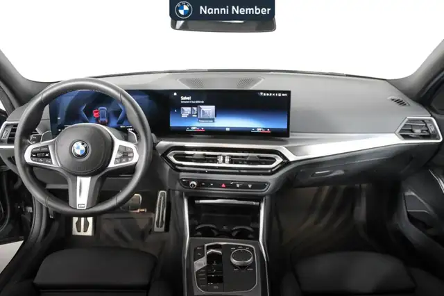 BMW 3 Series view 11