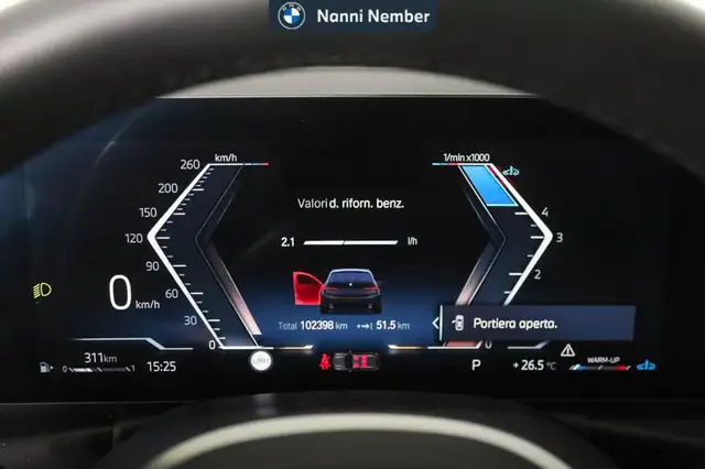 BMW 3 Series view 9