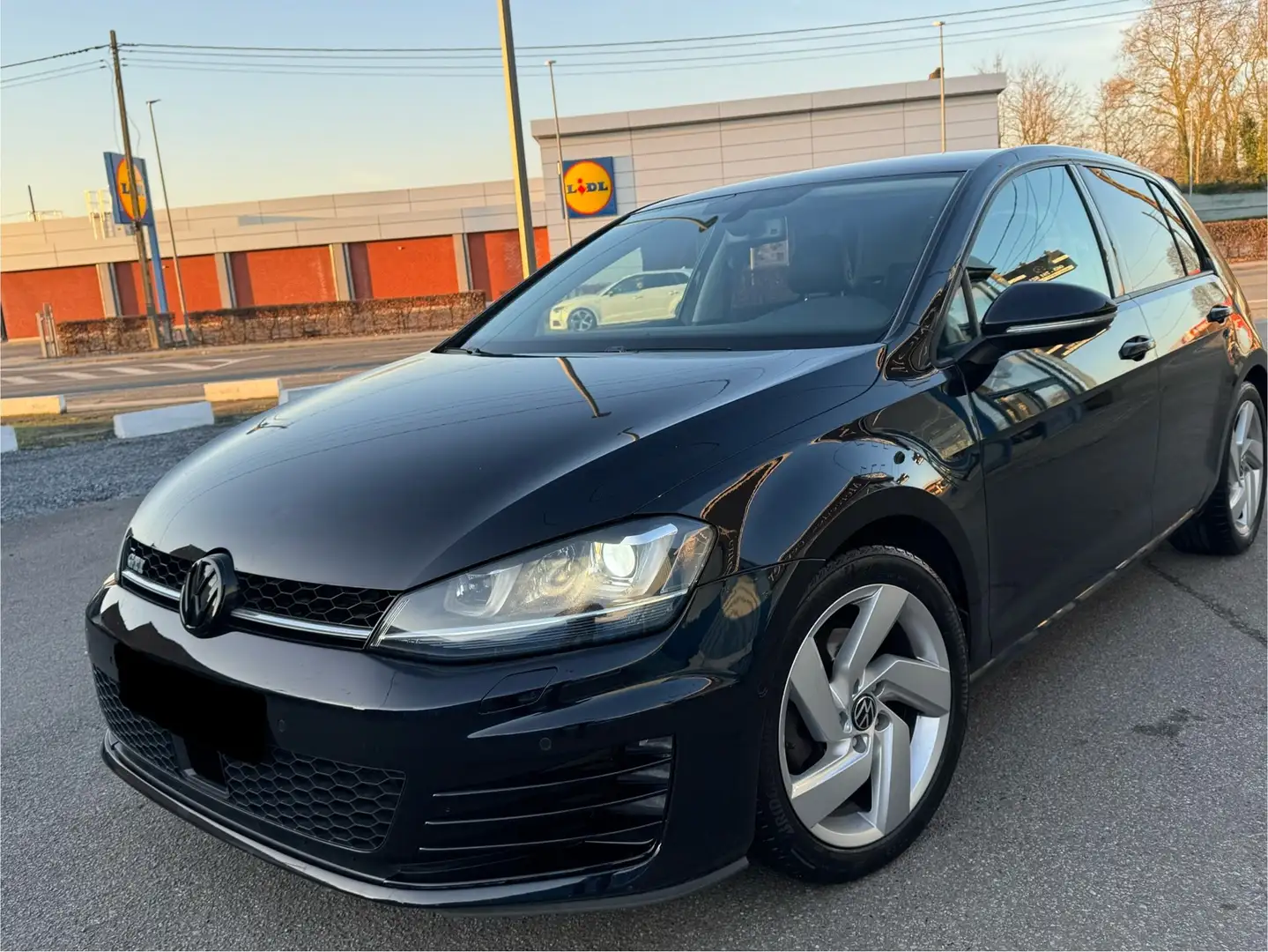 Volkswagen Golf 7 * PACK GTI * CUIR * XENON * FULL !! Zwart - 1