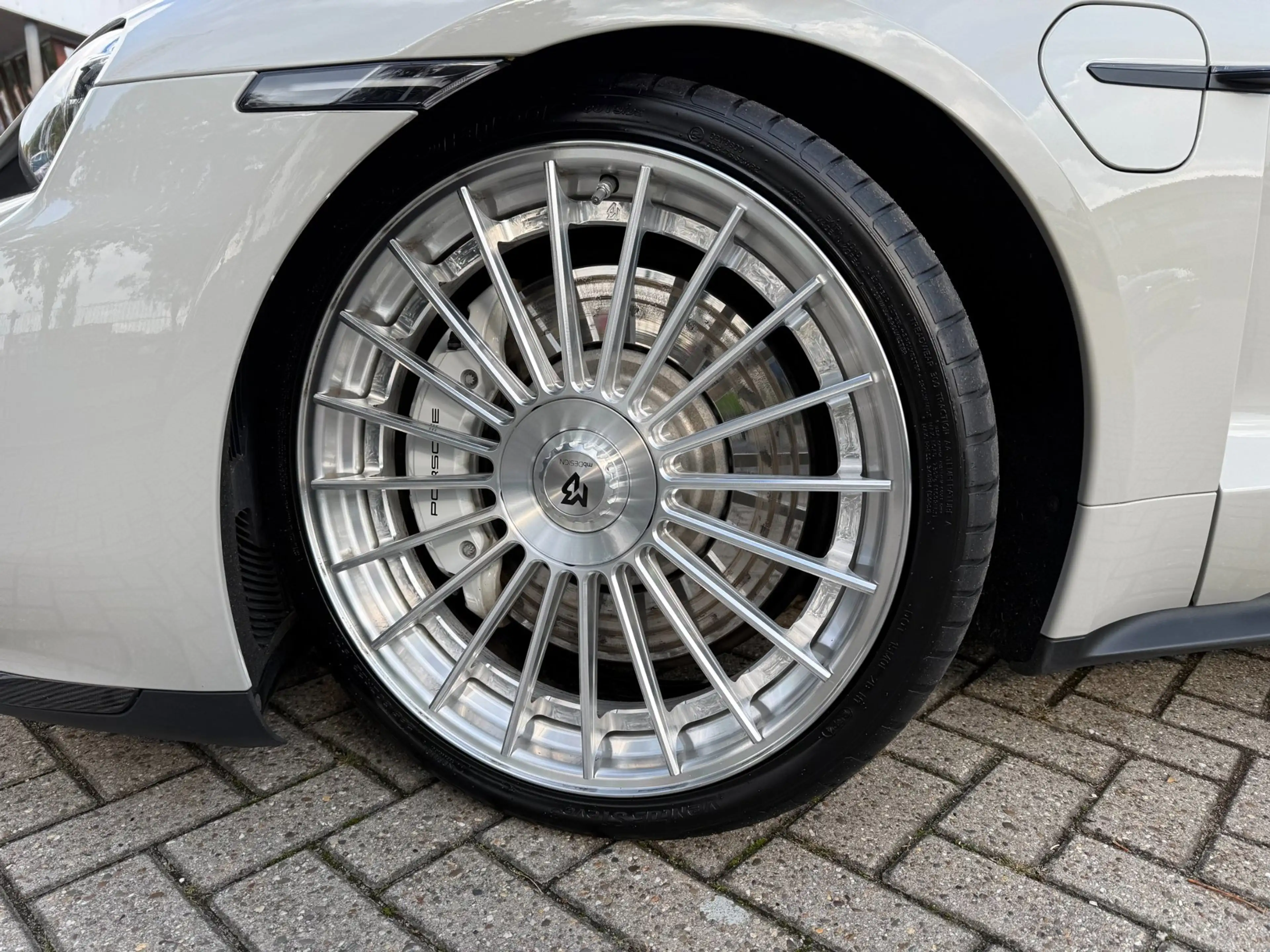 Porsche Taycan 4S Performance | Sportchrono | Panorama dak | Carb — photo 4
