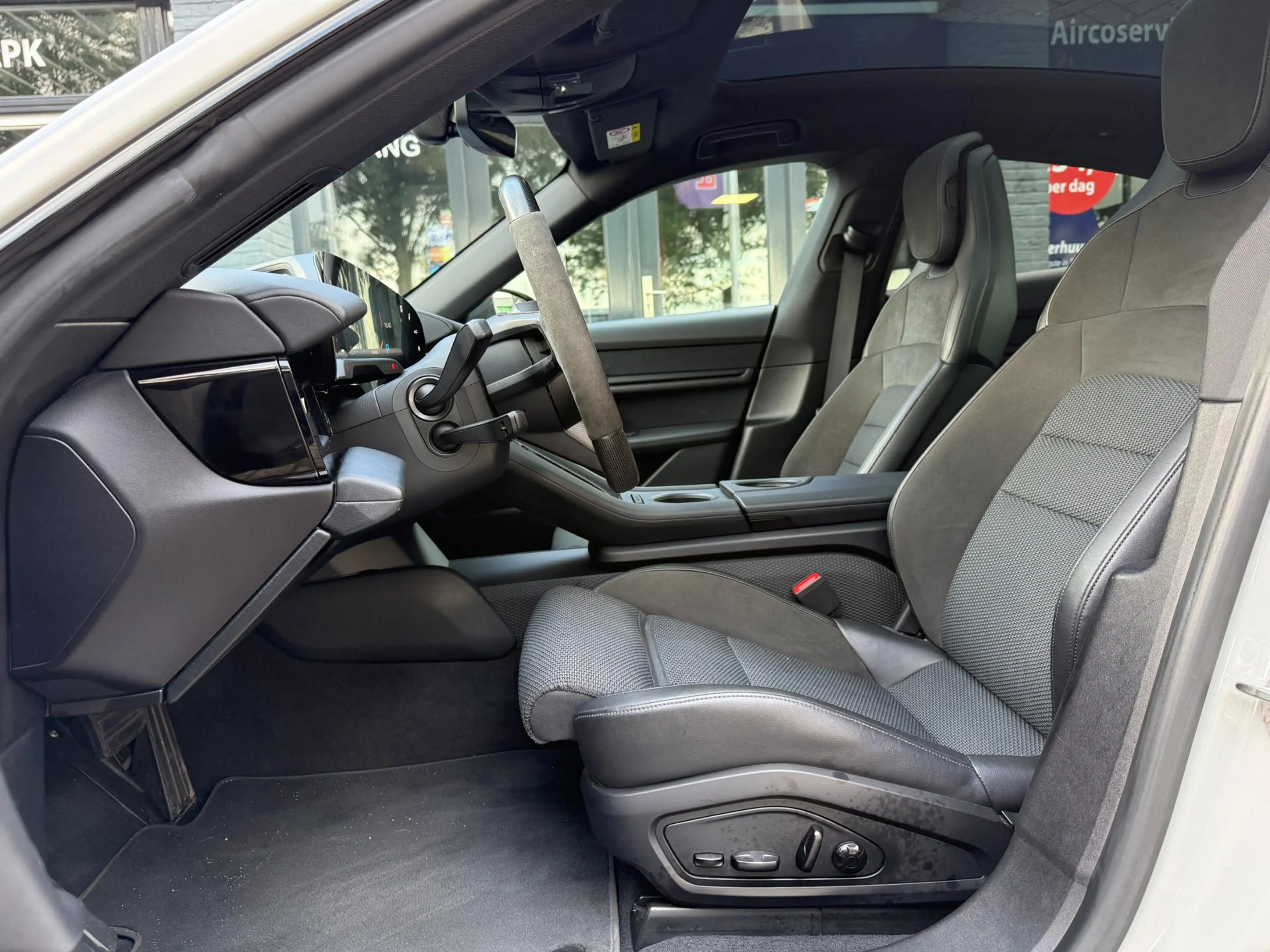 Porsche Taycan 4S Performance | Sportchrono | Panorama dak | Carb — photo 5