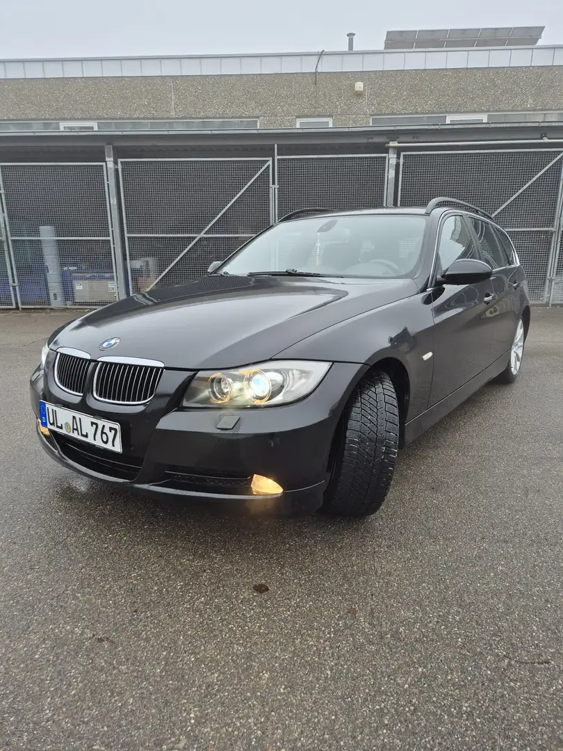 BMW 325 325i Touring Aut. - 1