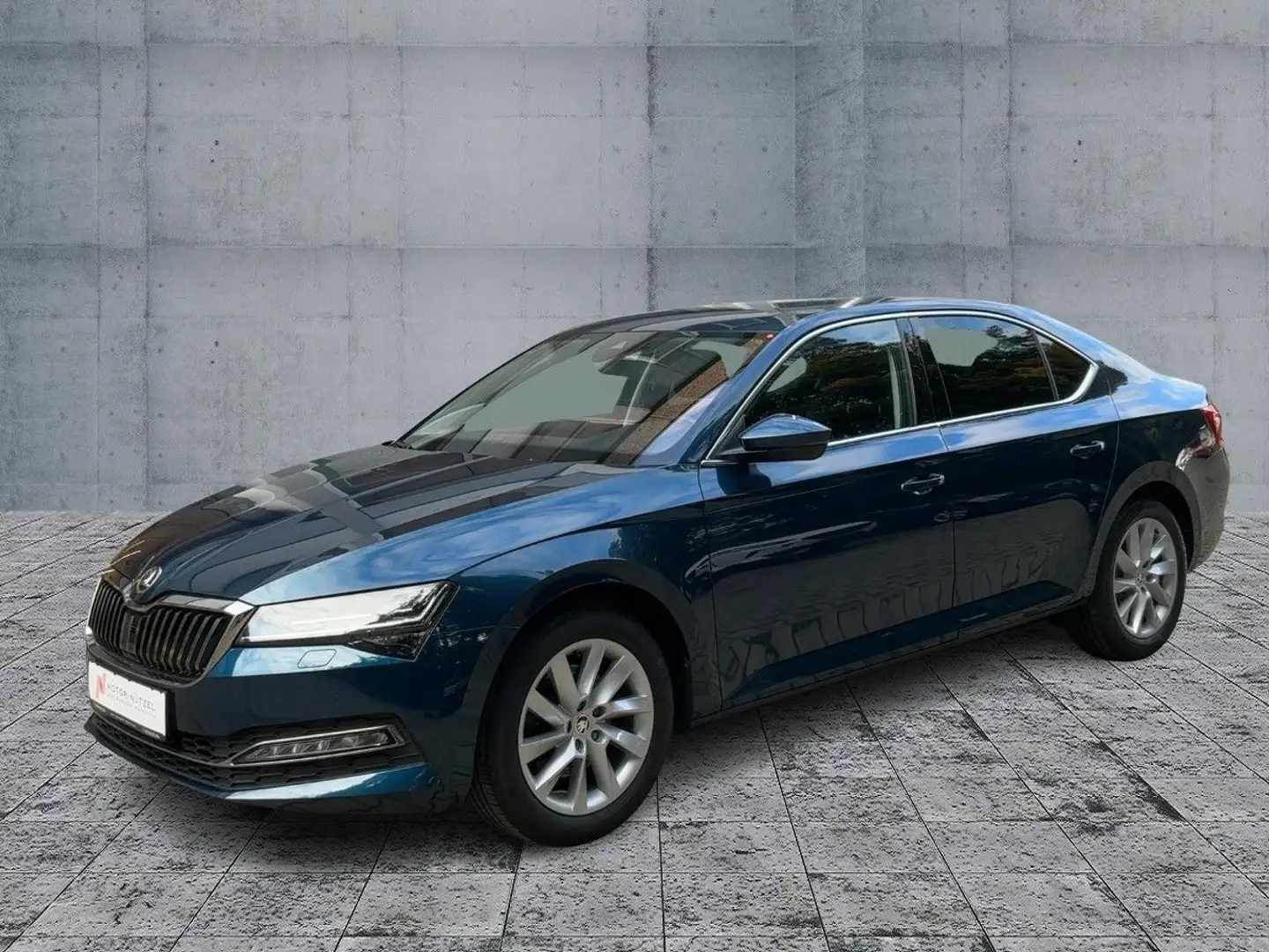 Skoda Superb 2.0 TDI 4x4 DSG STYLE MATRIX+AHK+STDHZG Blau - 2