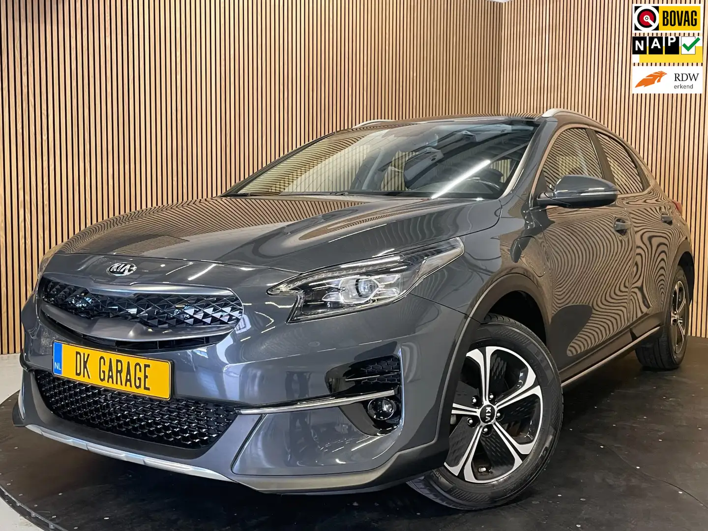 Kia XCeed 1.6 GDI PHEV DynamicLine| TREKHAAK |CARPLAY|STOEL- Grijs - 1